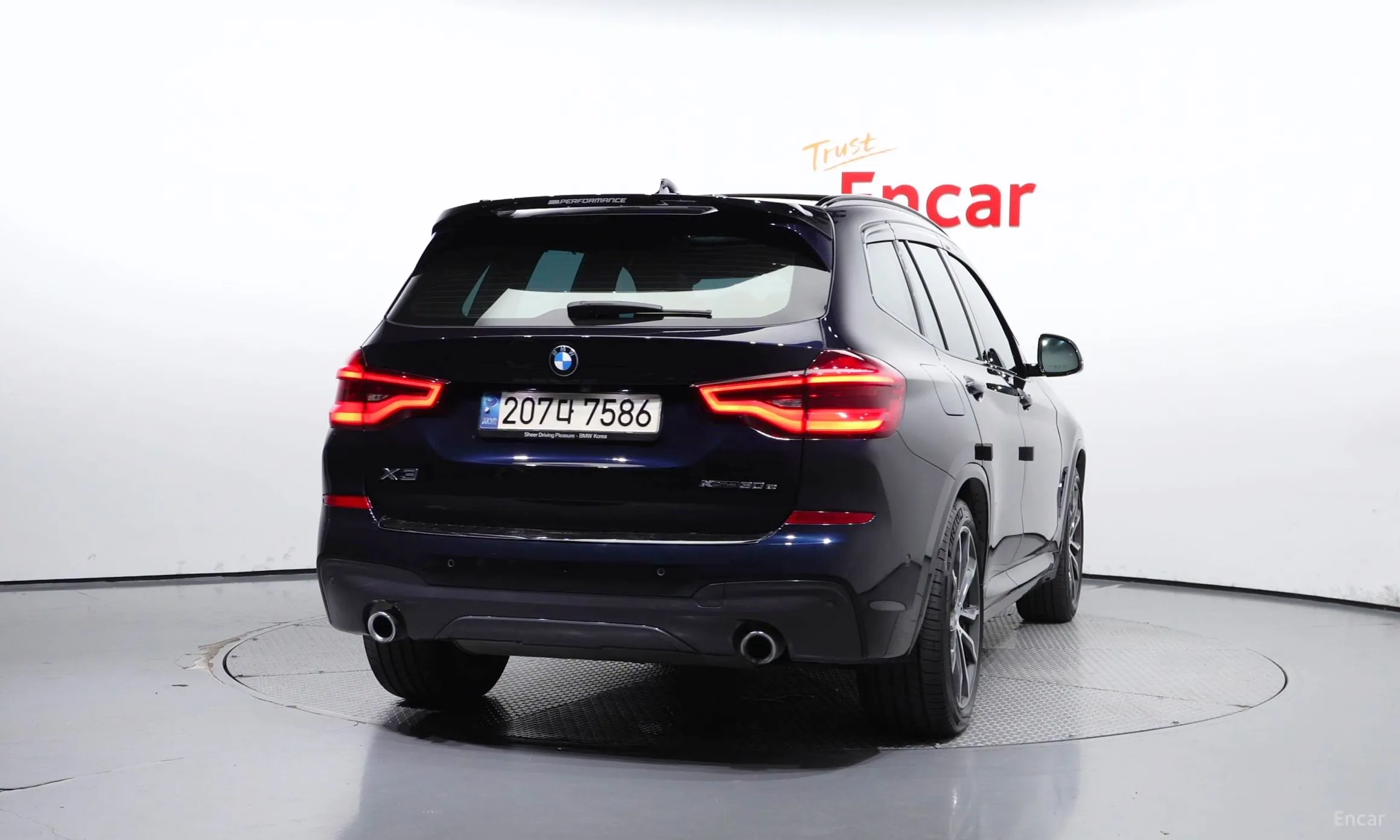BMW X3 (G01) превью 3