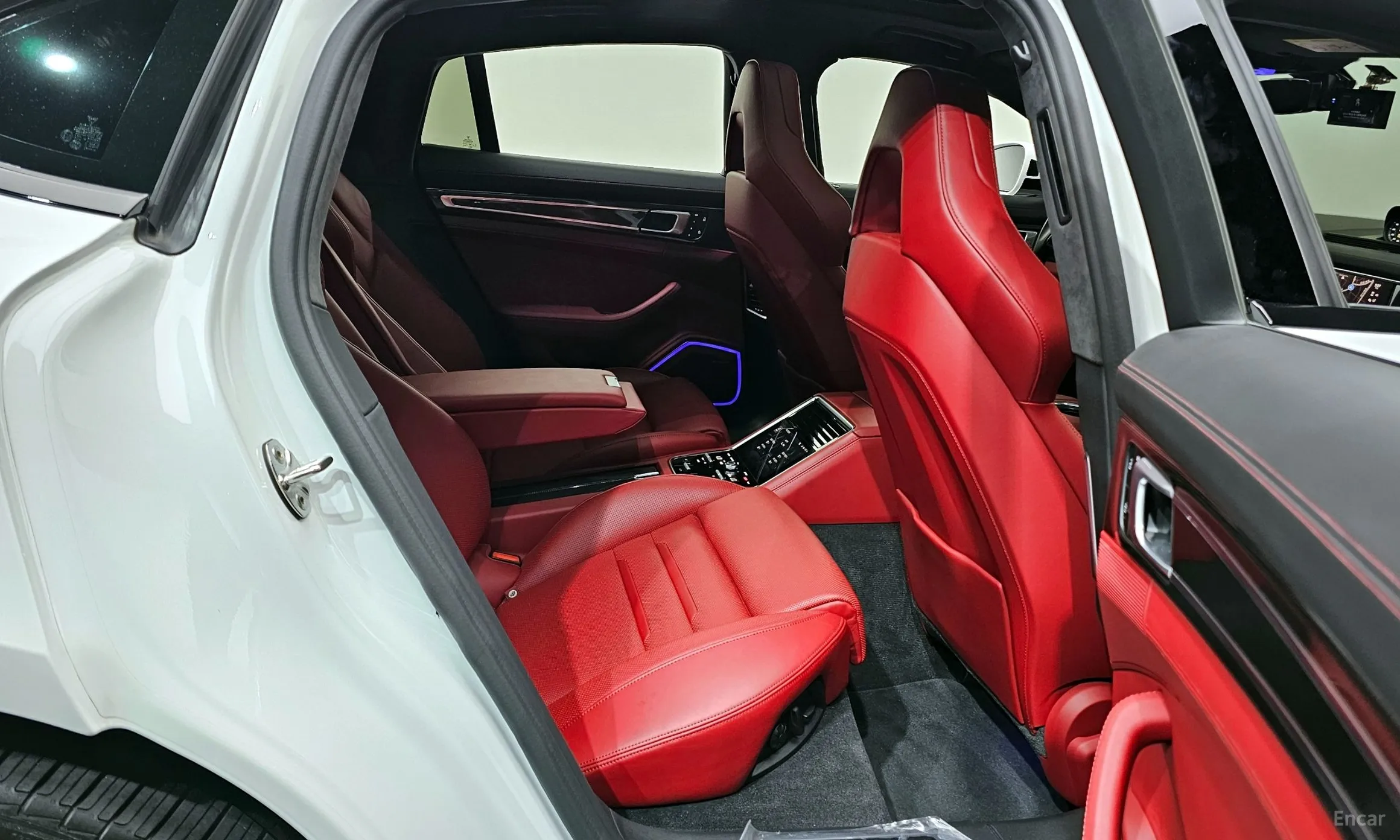 Porsche Panamera (971) превью 12