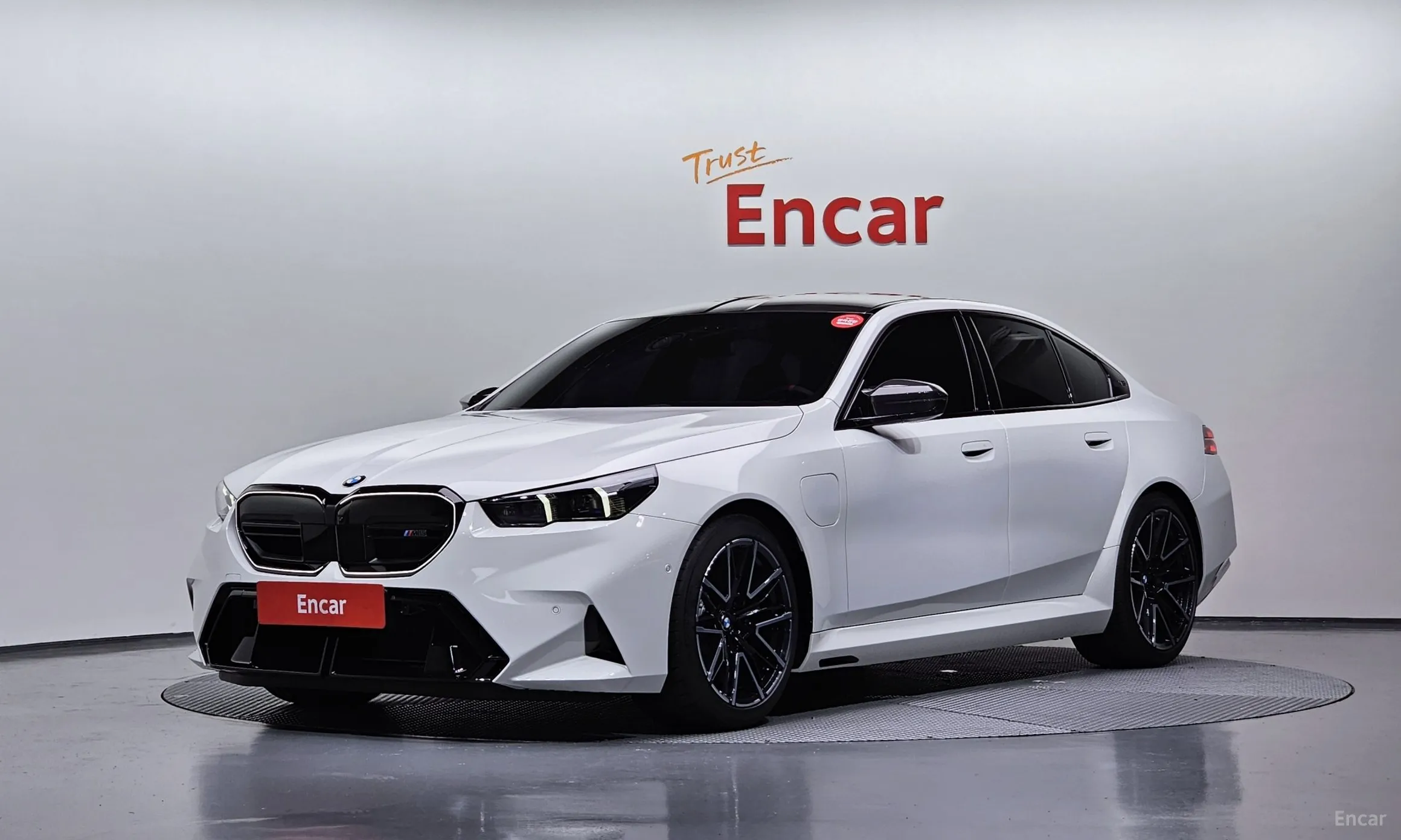 BMW M5 (G90)