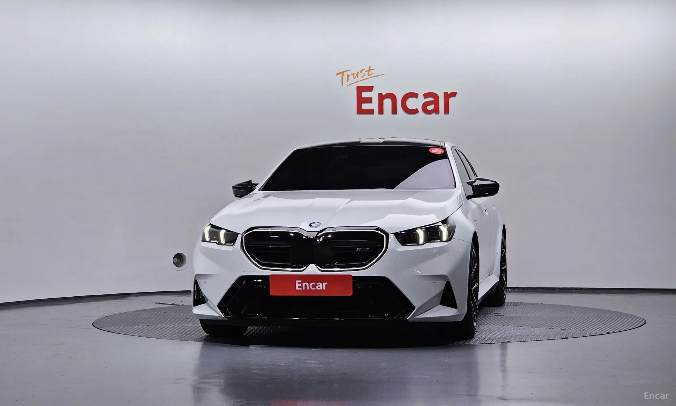 BMW M5 (G90)