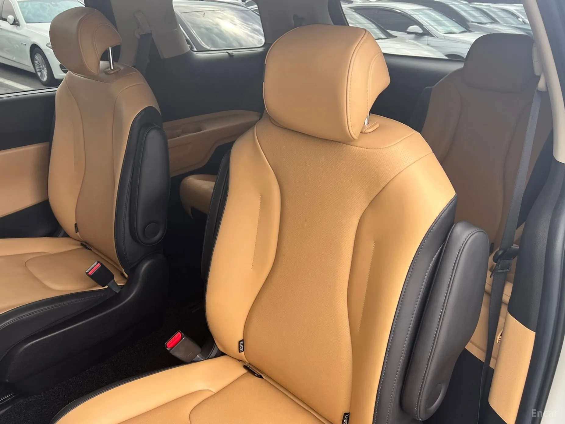 Kia Carnival Gen 4 превью 4