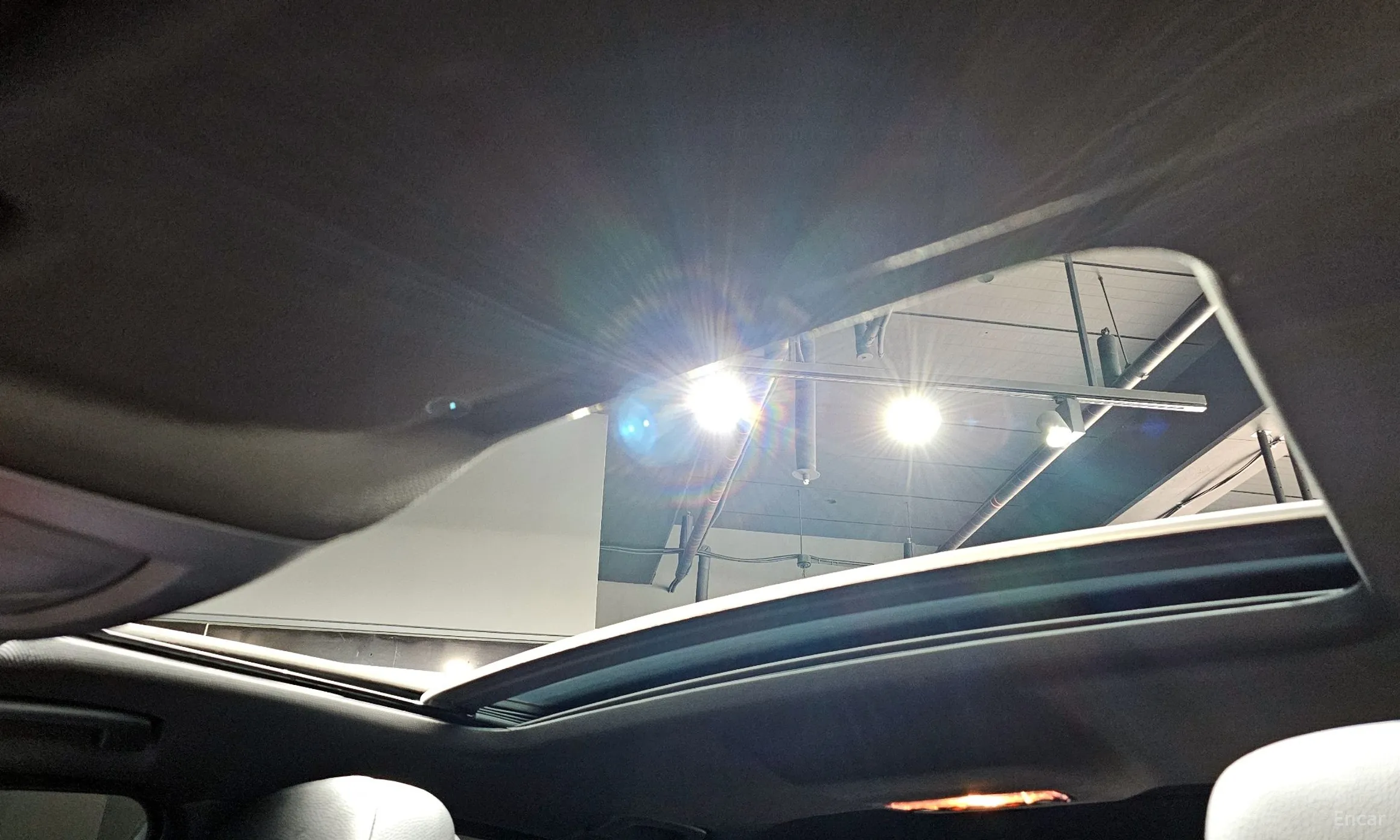 BMW 5 Series (F10) превью 20