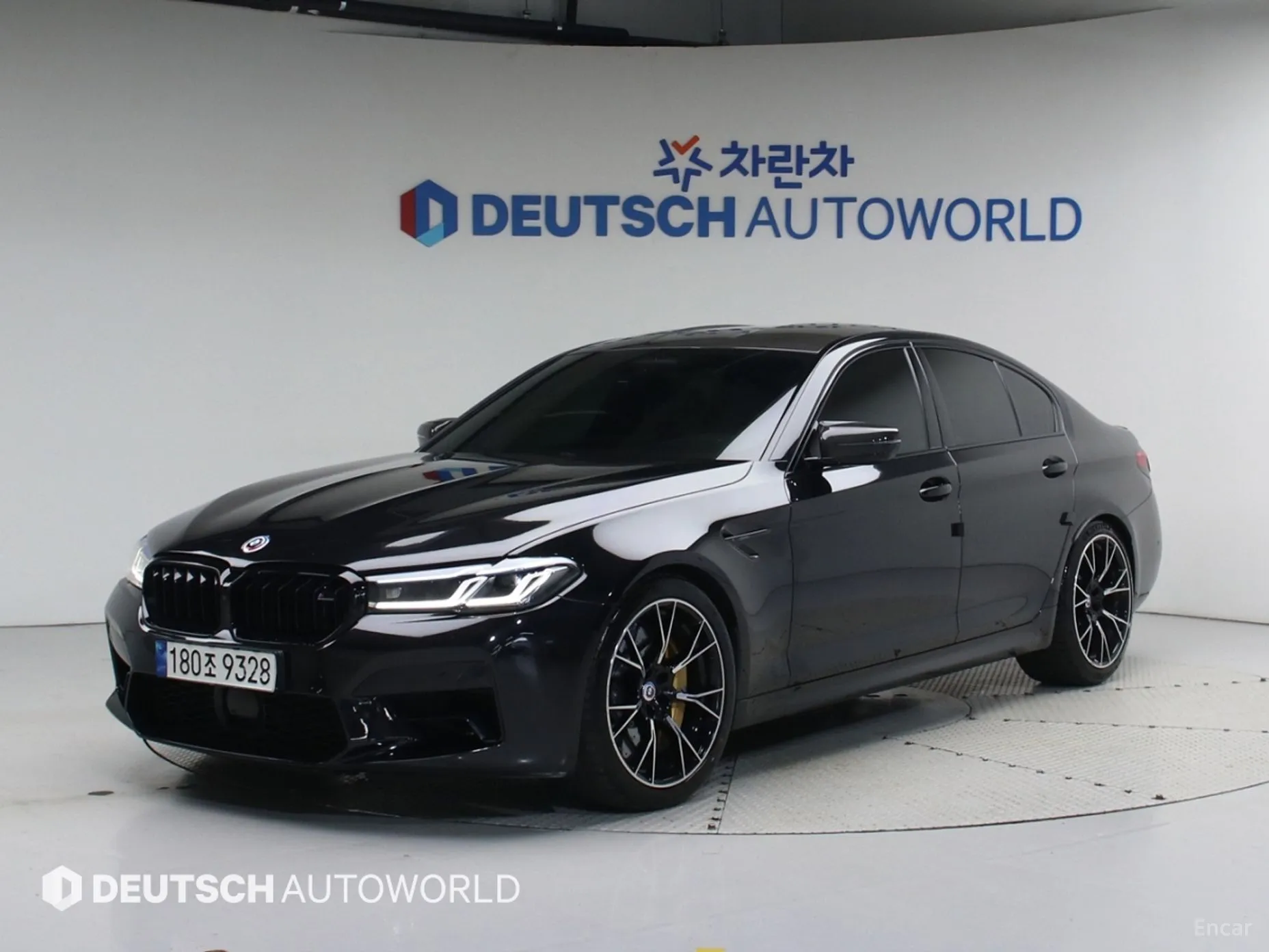 BMW M5 (F90)