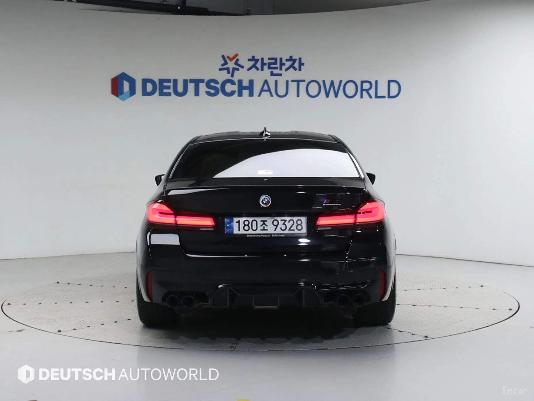 BMW M5 (F90) превью 3