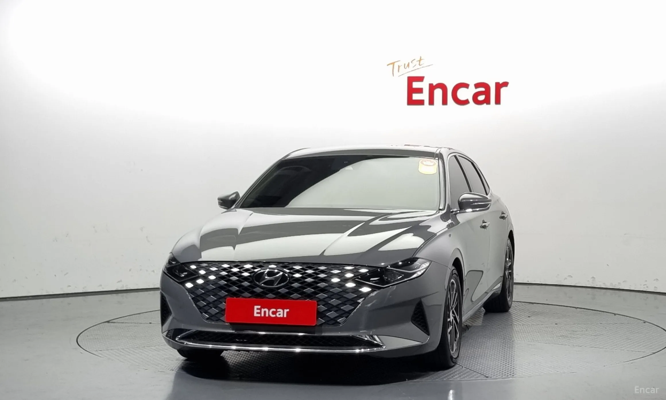 Hyundai Grandeur IG превью 2