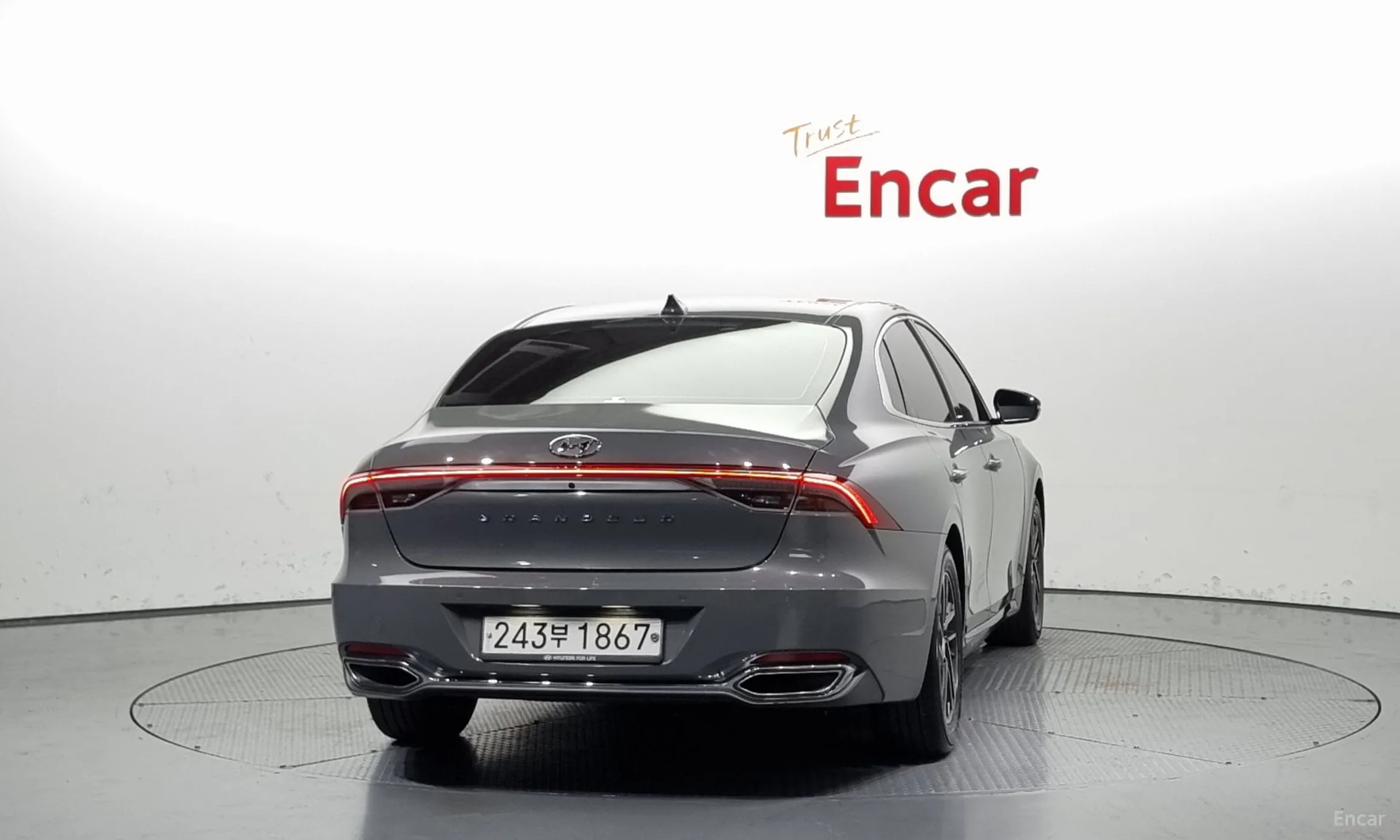 Hyundai Grandeur IG превью 3