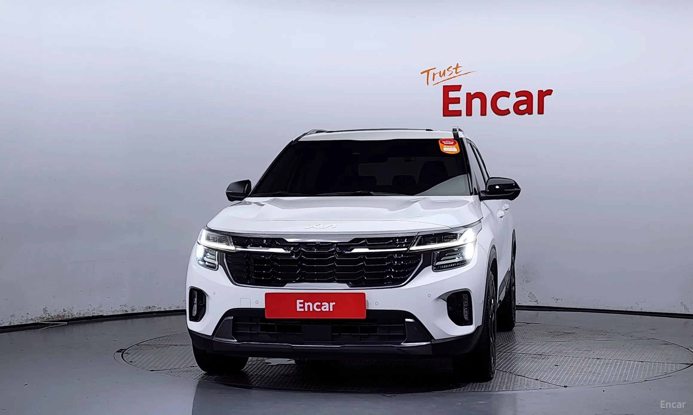 Kia Seltos превью 2