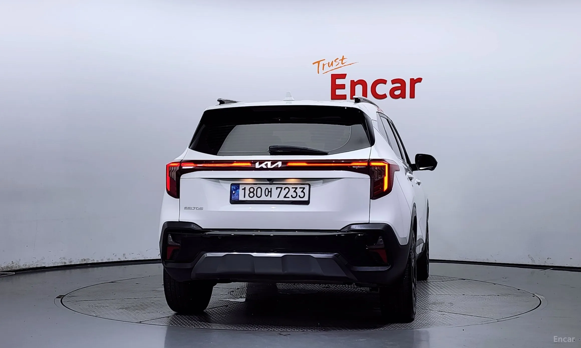 Kia Seltos превью 3