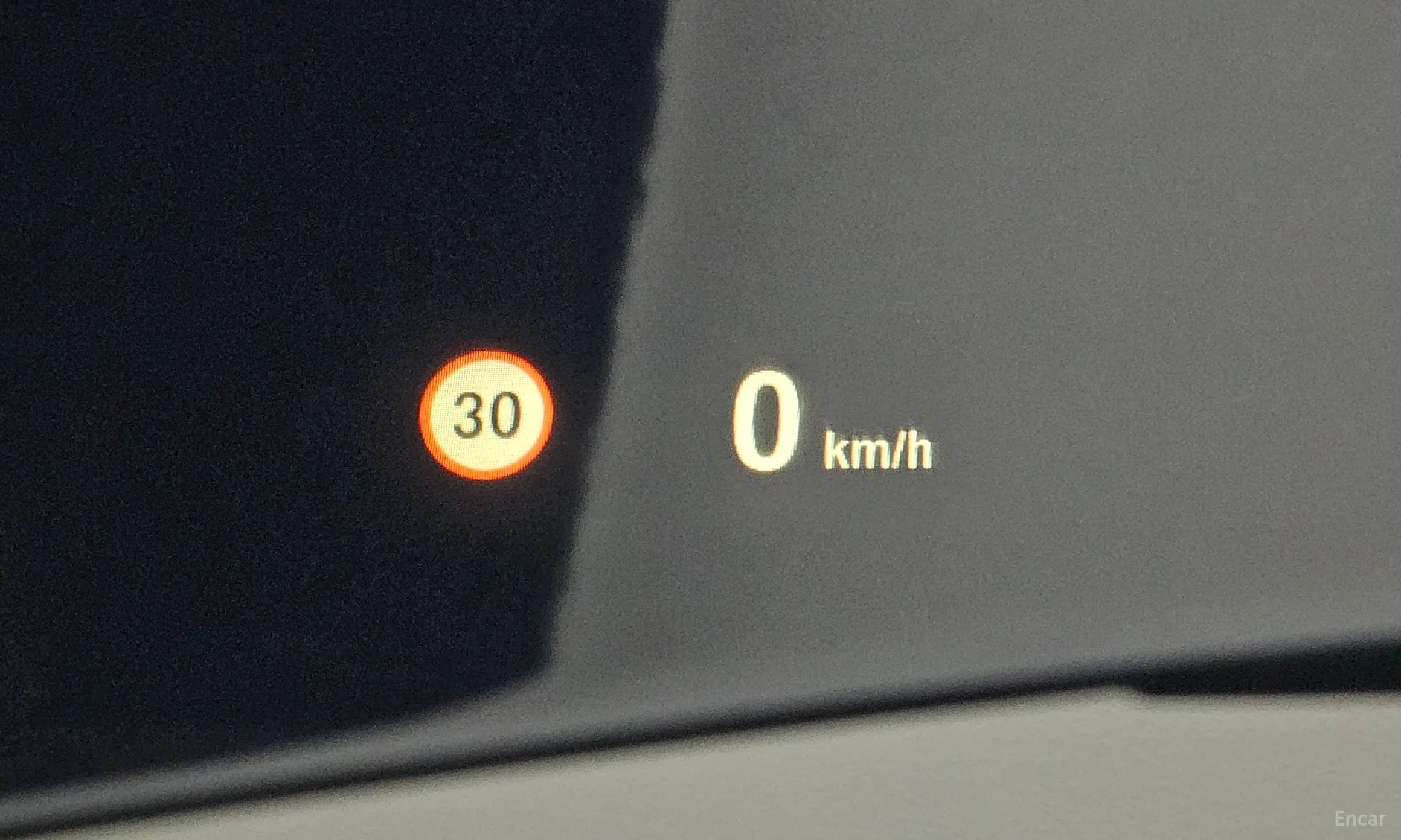 BMW 5 Series (F10) превью 19