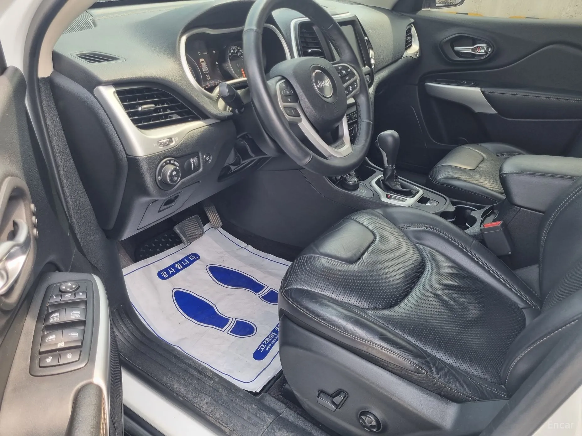 Jeep Cherokee (KL) превью 5