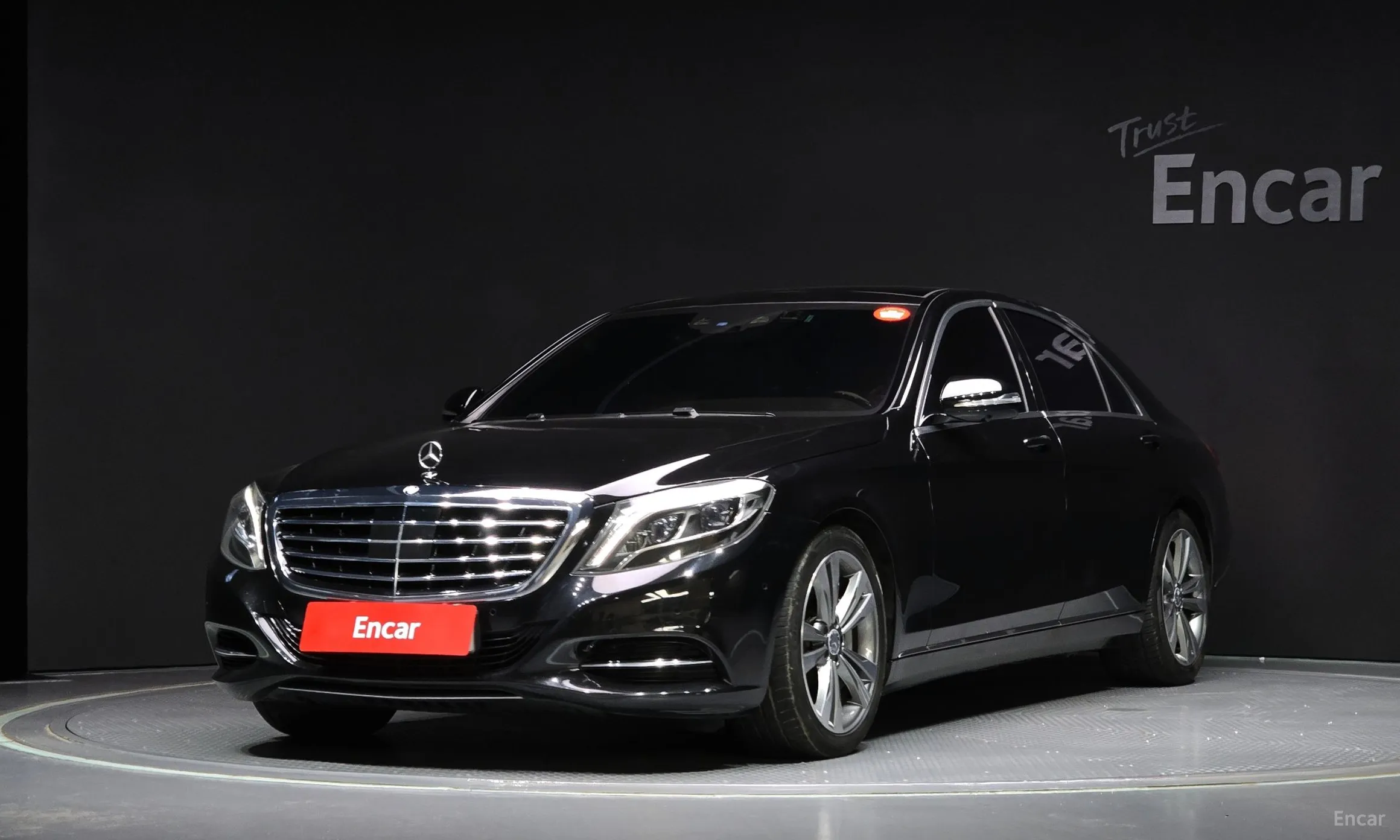 Mercedes Benz S-Class W222