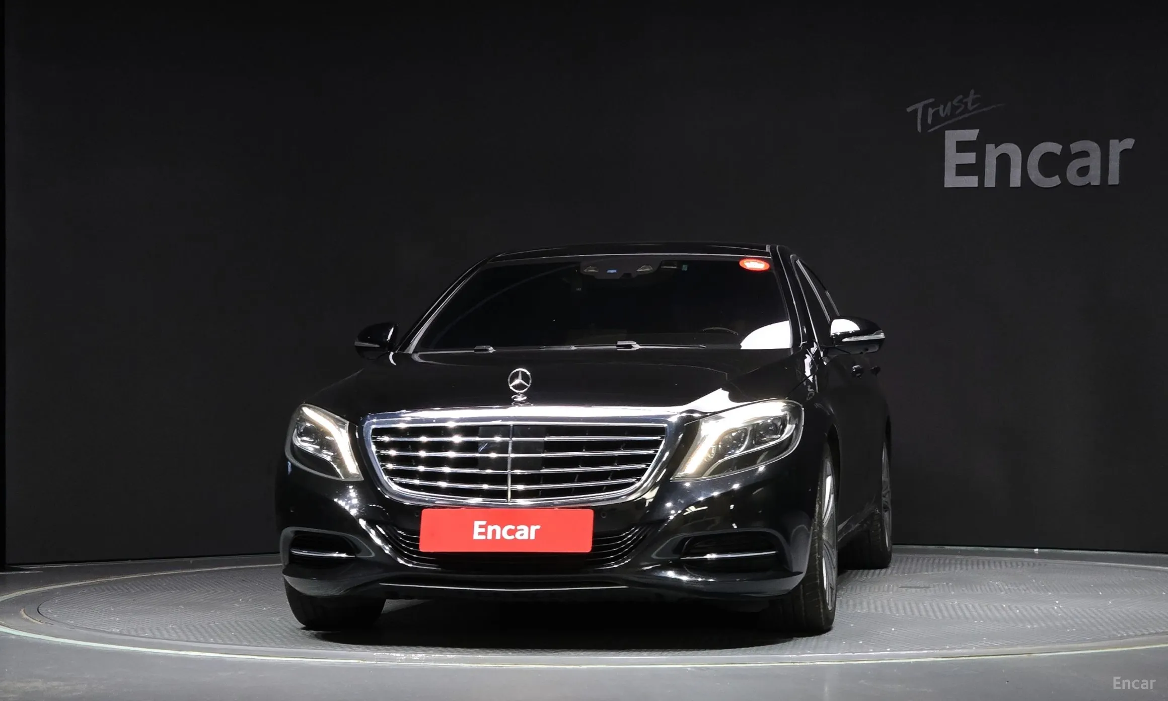 Mercedes Benz S-Class W222