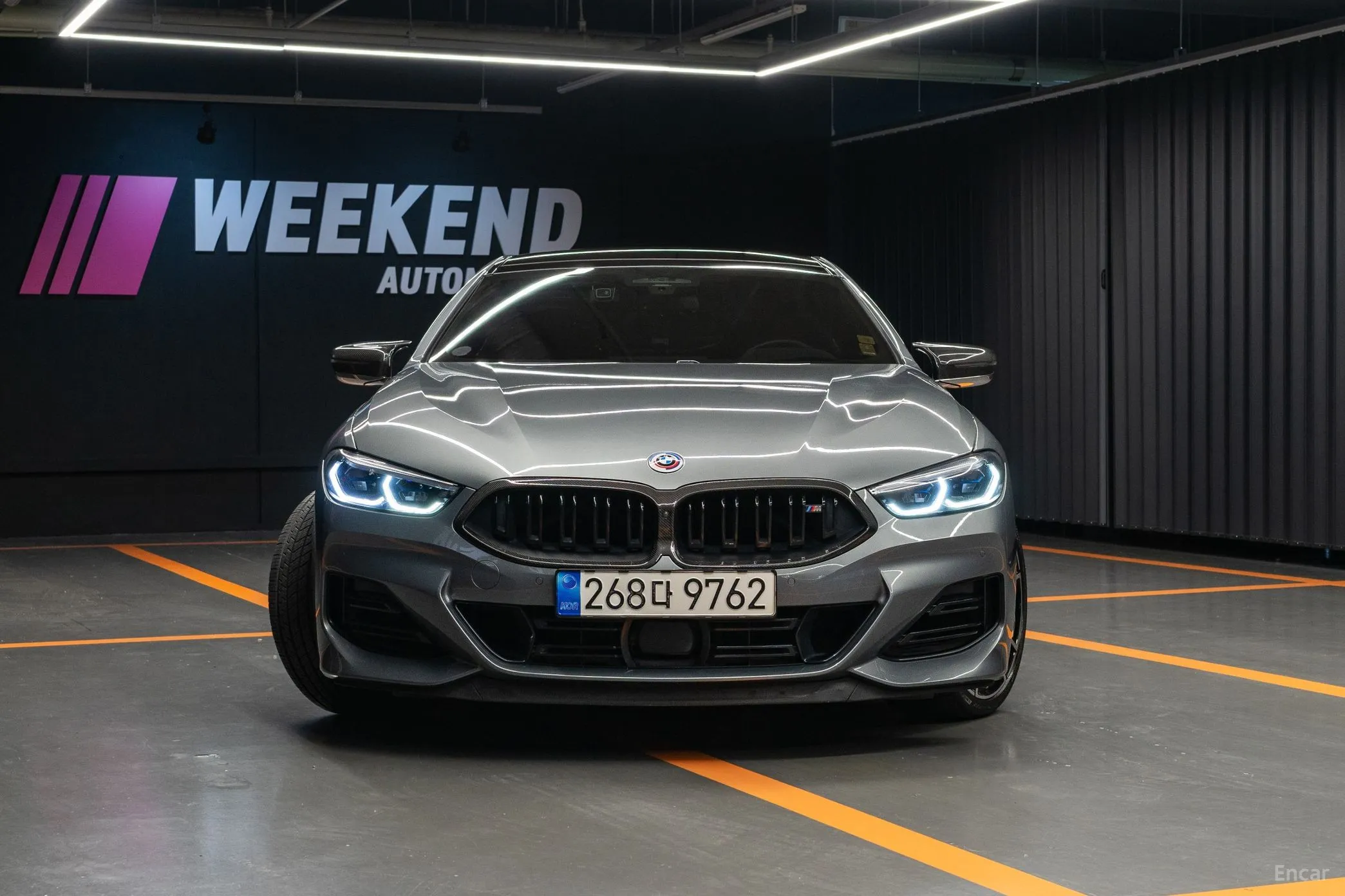 BMW 8-series (G15)