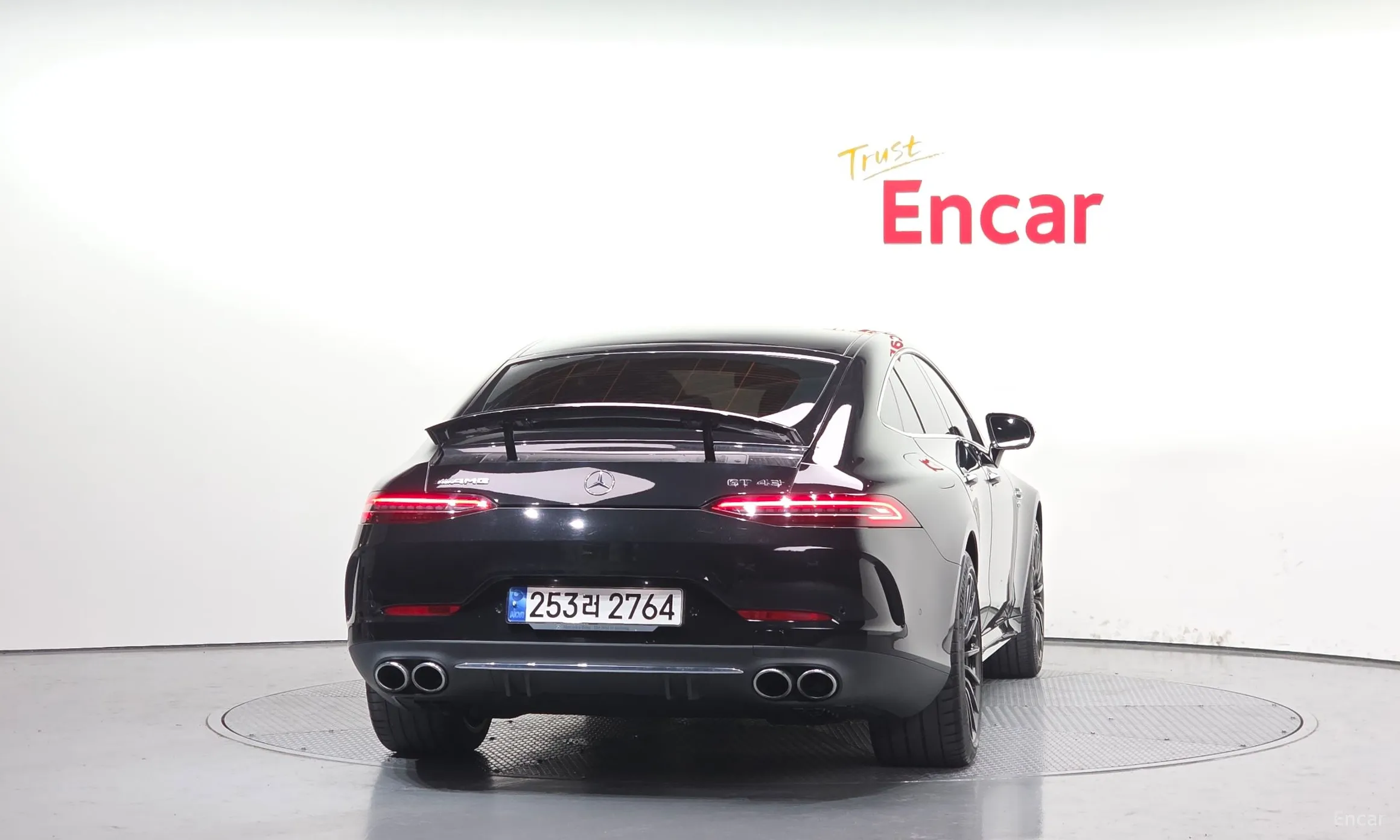 Mercedes Benz AMG GT превью 3