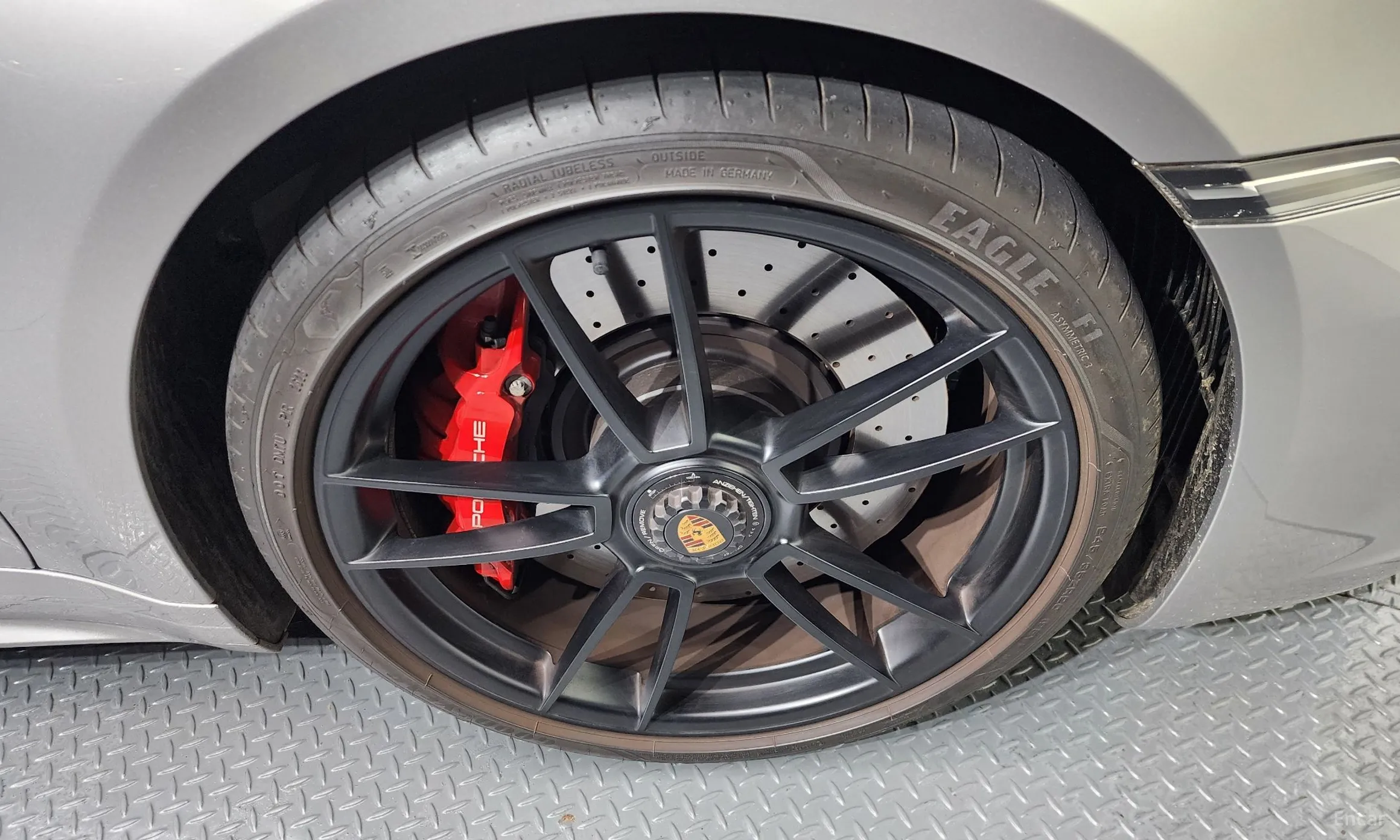 Porsche 911 (992) превью 5