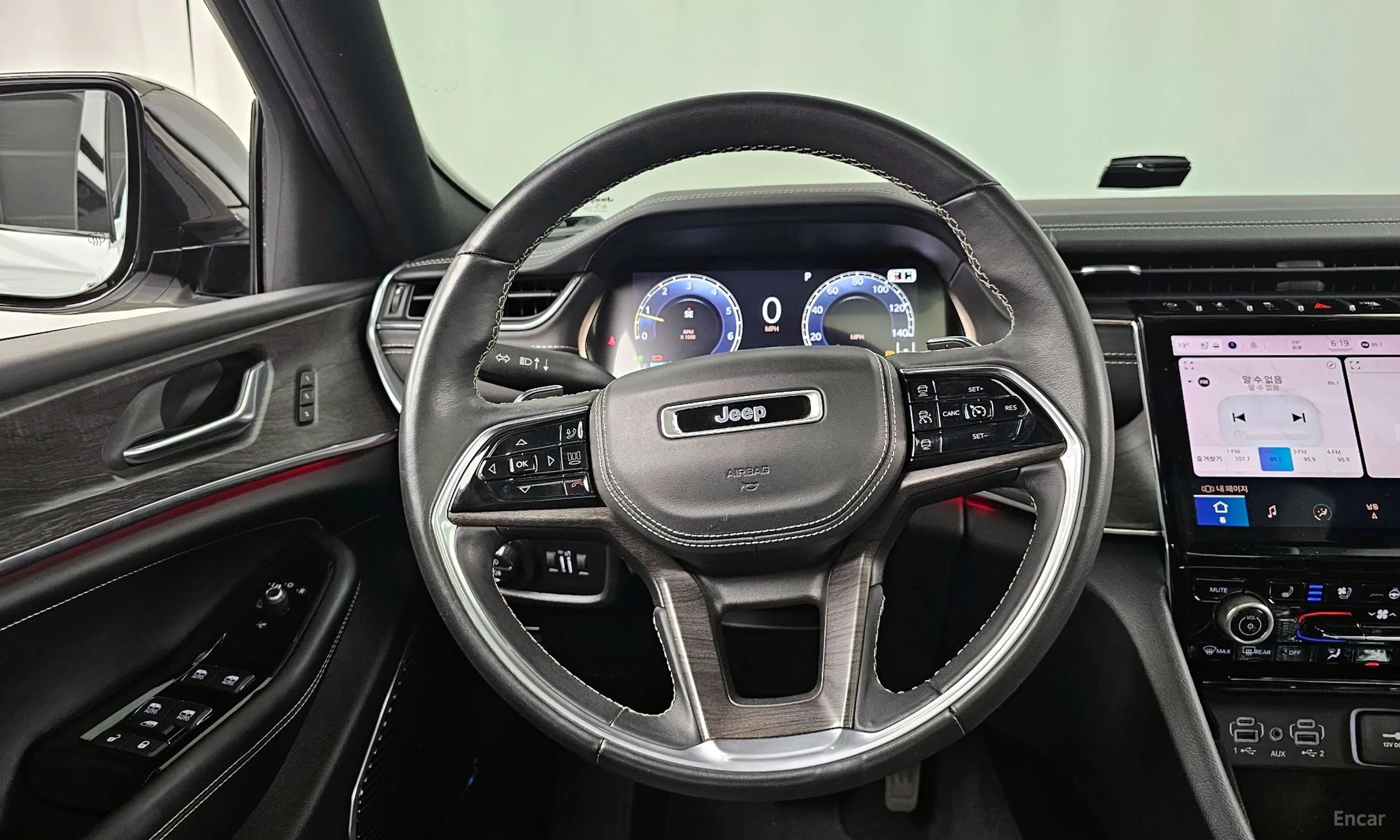 Jeep Grand Cherokee (WL) превью 13