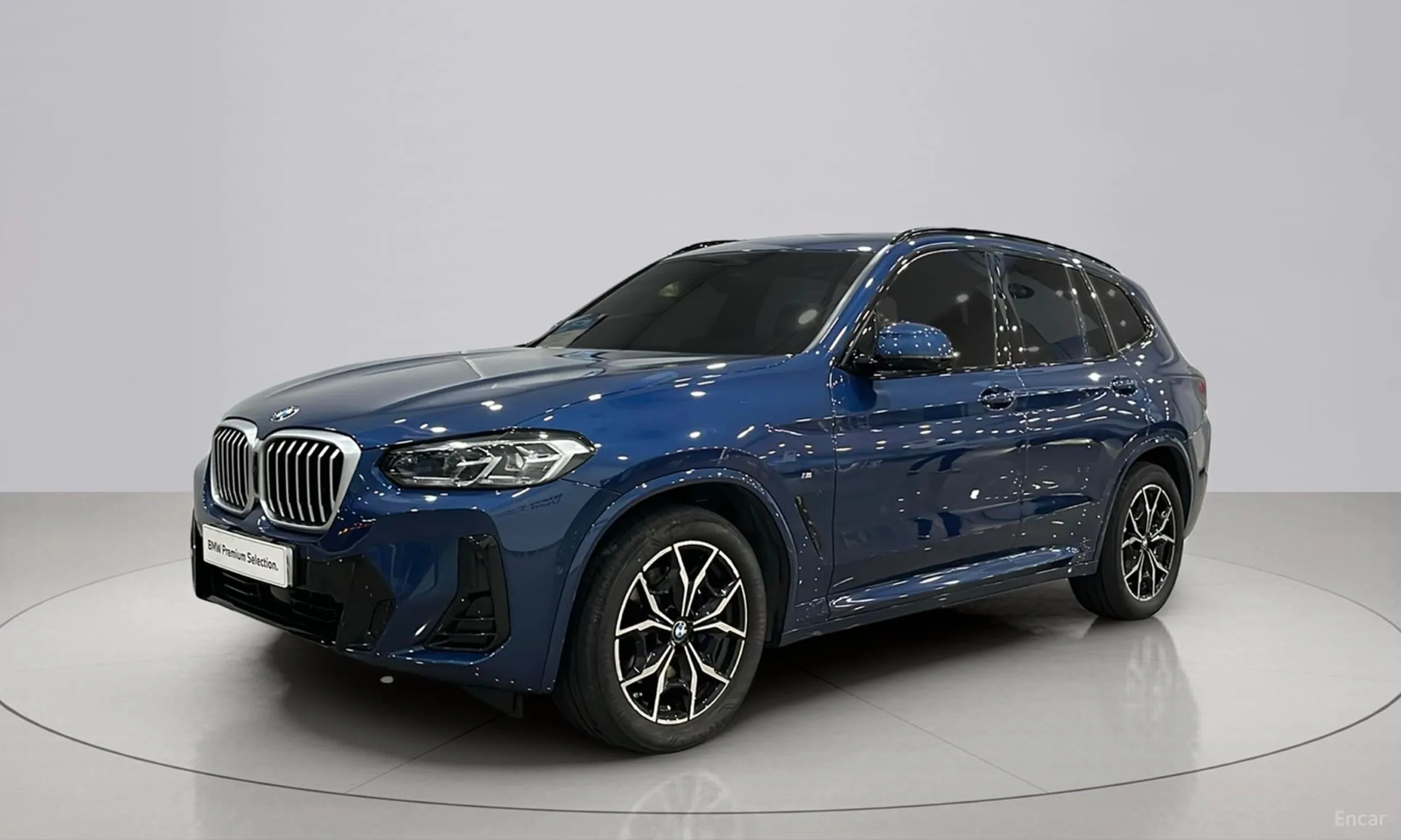 X3 (G01)