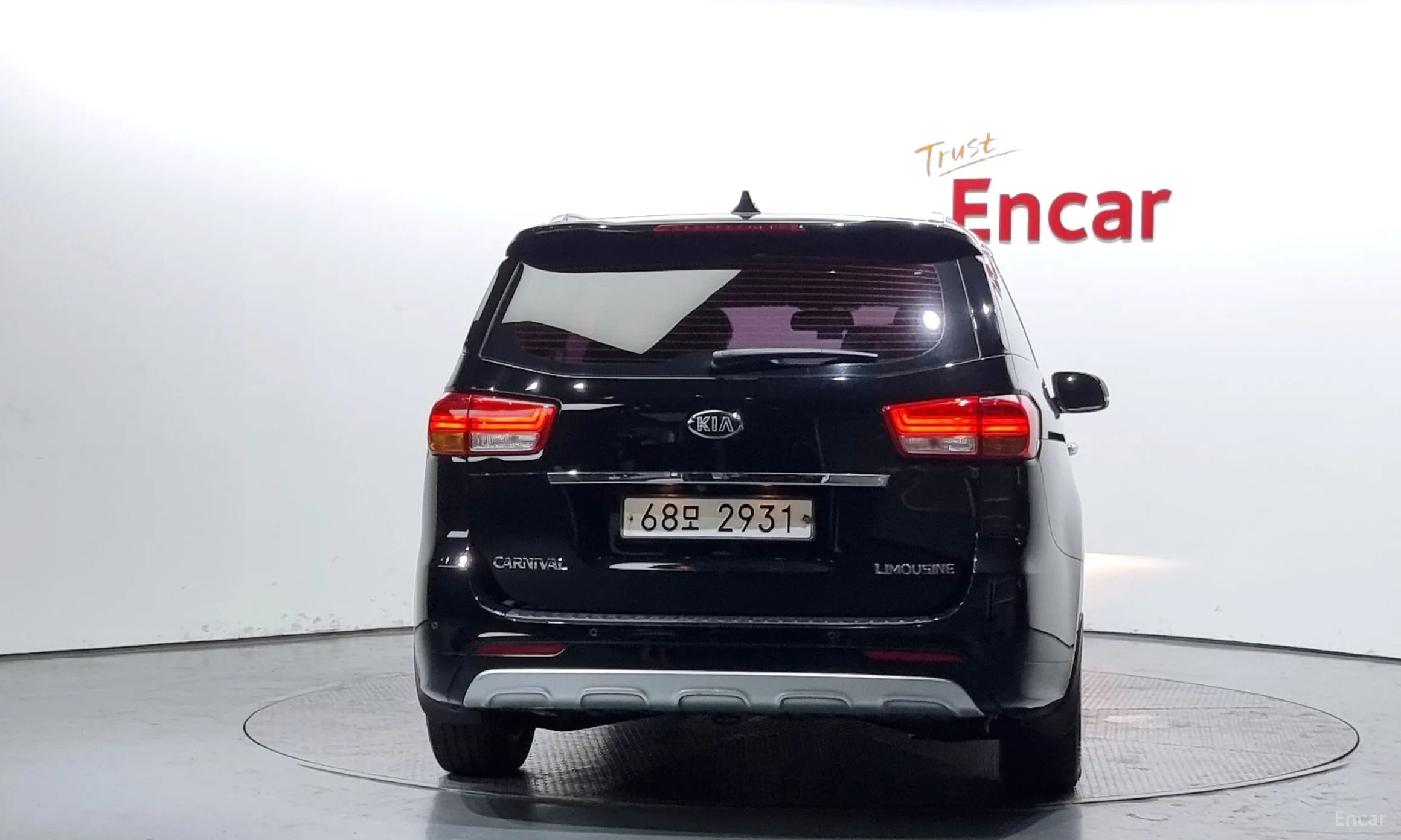 Kia Carnival превью 3