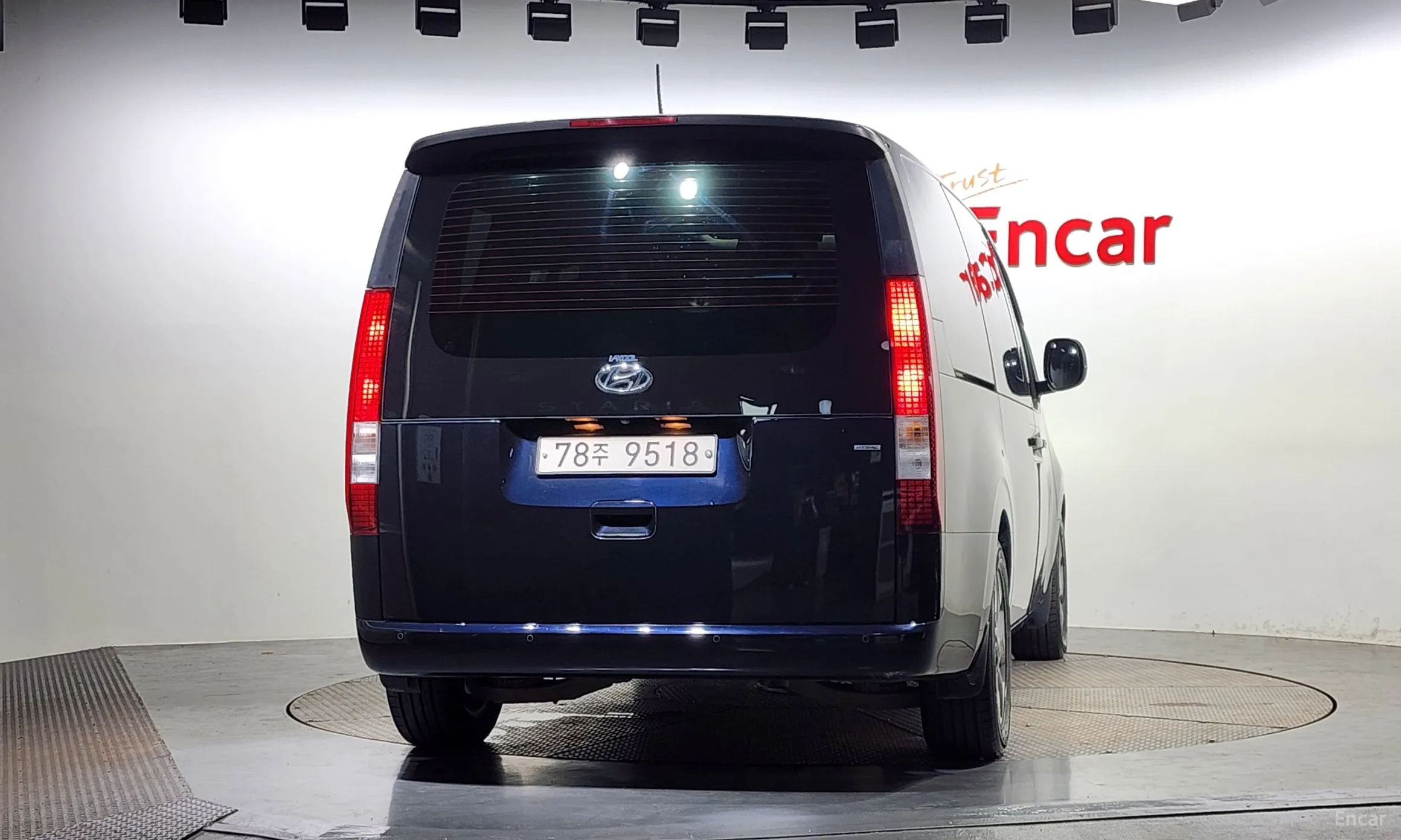 Hyundai Staria превью 3