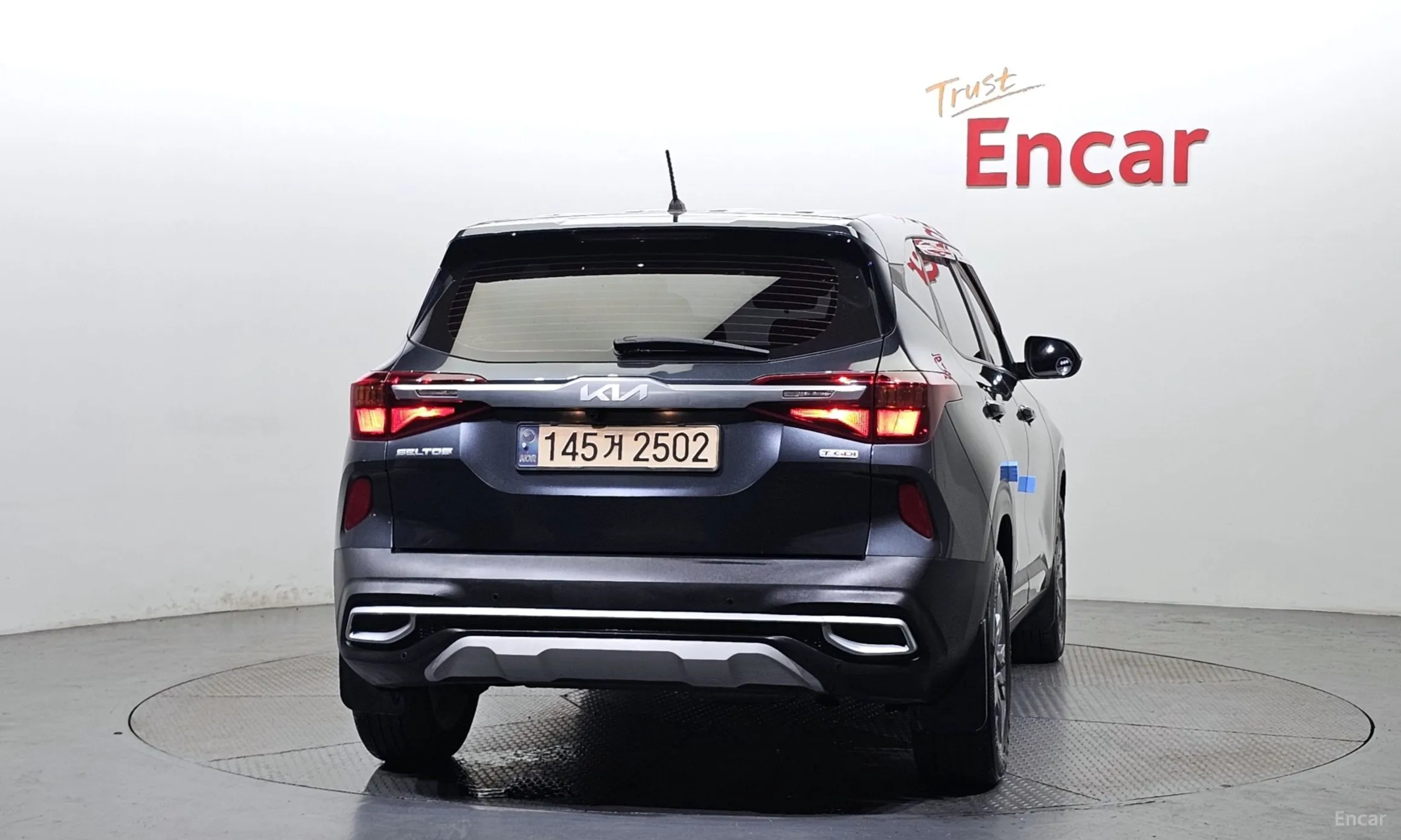 Kia Seltos превью 3
