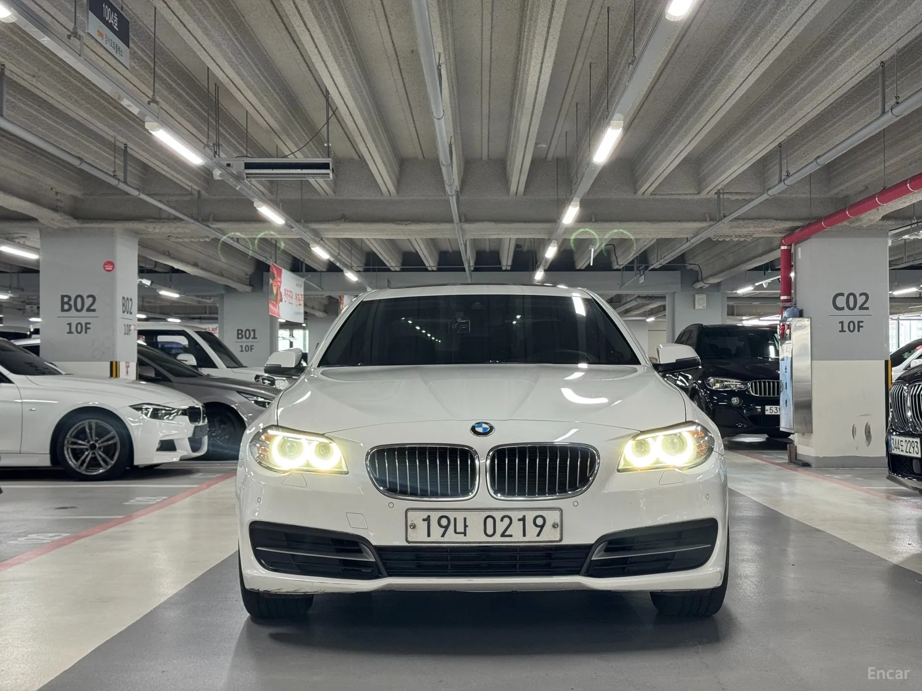 BMW 5 Series (F10) превью 2