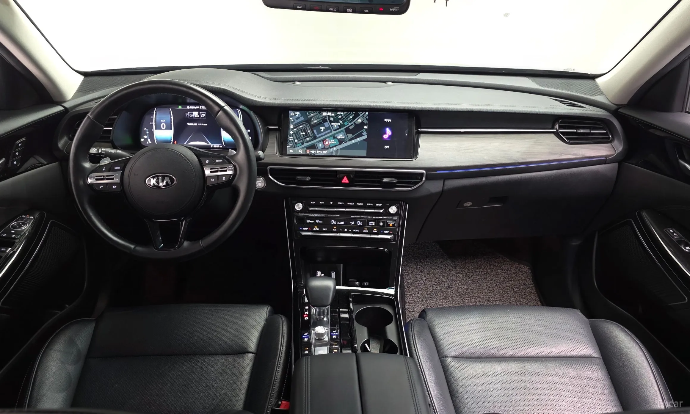Kia K7 Premier Hybrid превью 4
