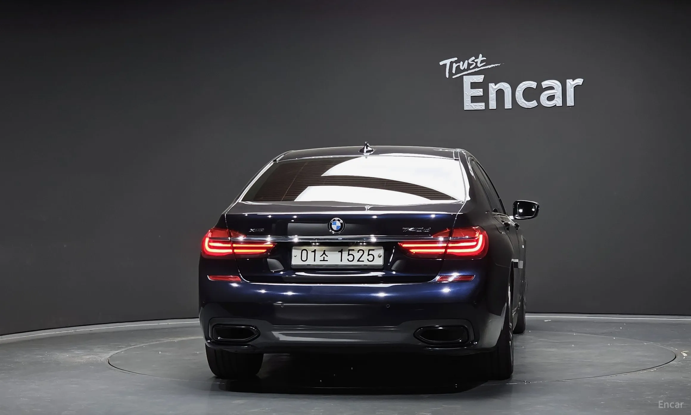 BMW 7 Series (G11) превью 3