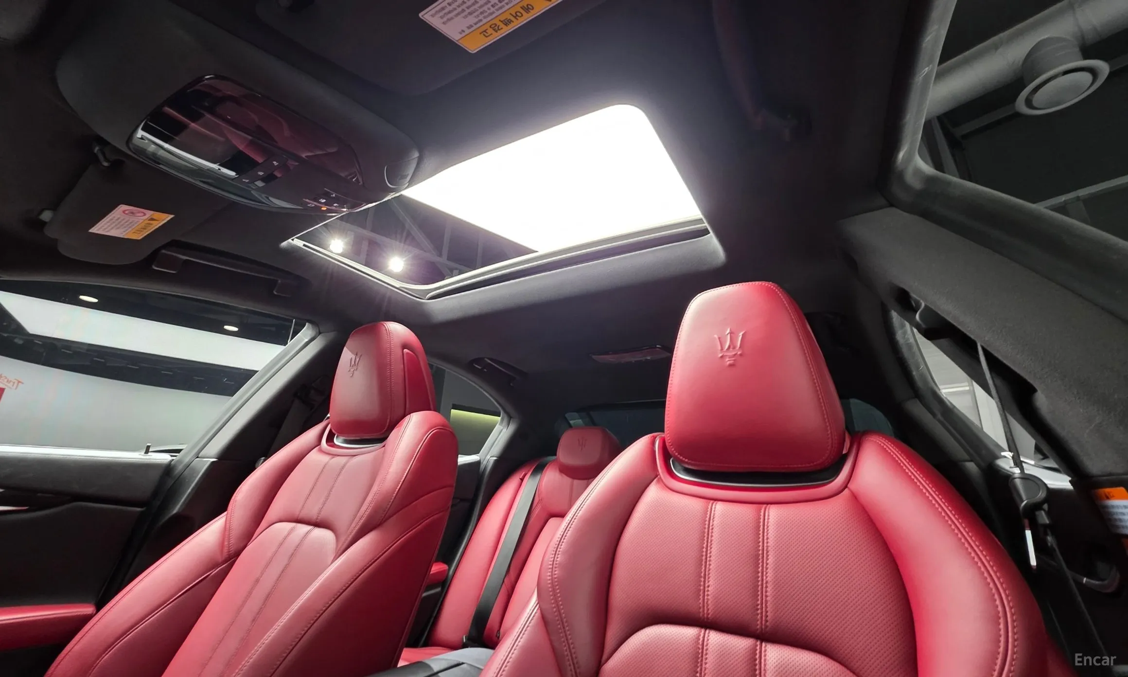 Maserati Ghibli превью 11