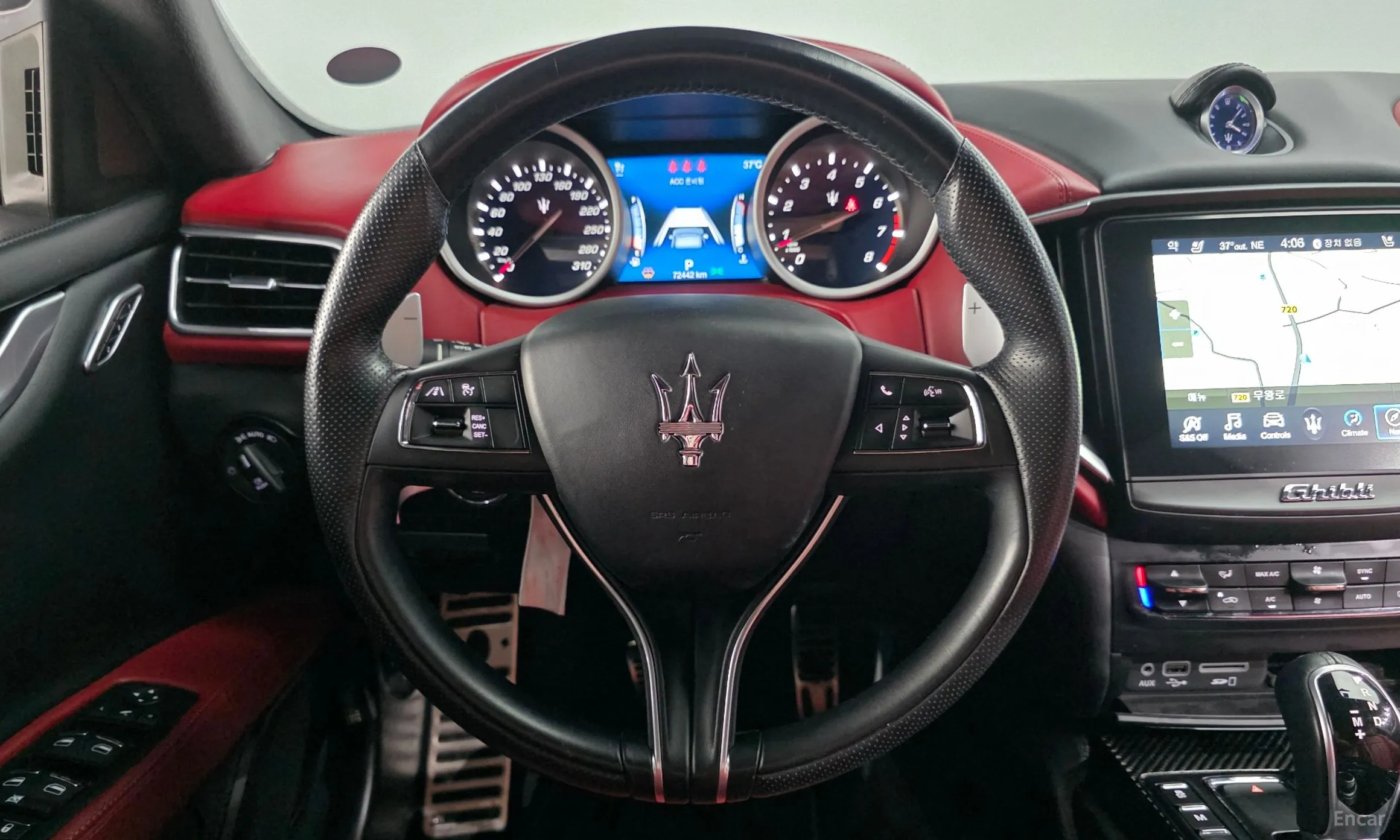 Maserati Ghibli превью 14
