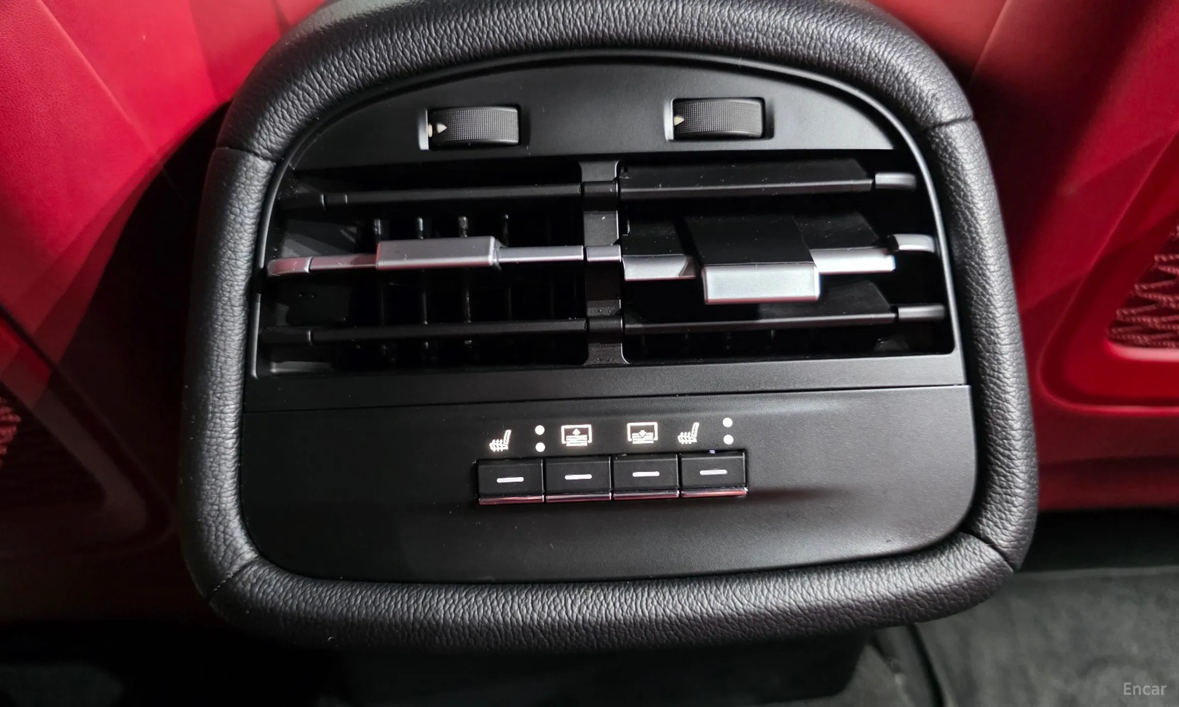 Maserati Ghibli превью 18