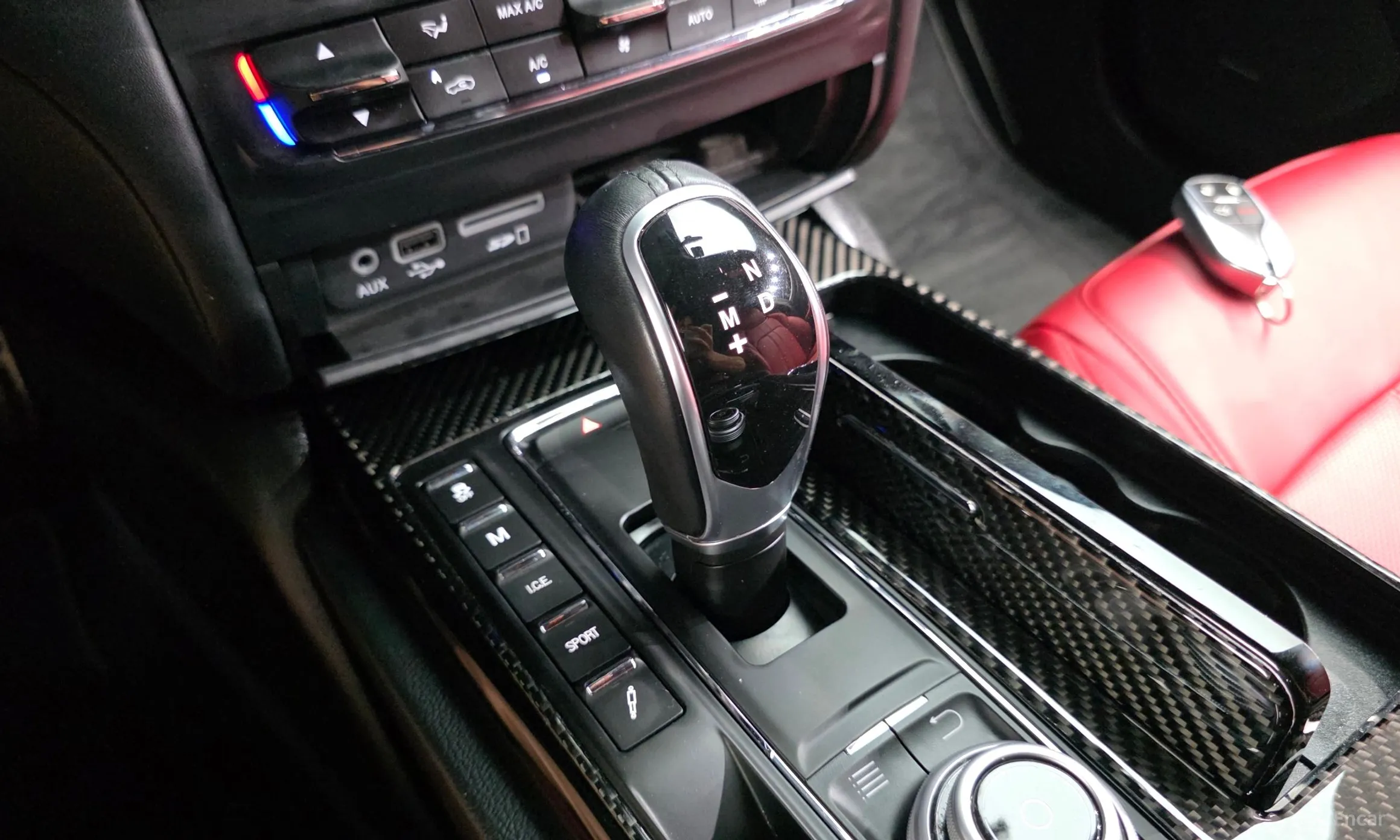 Maserati Ghibli превью 9