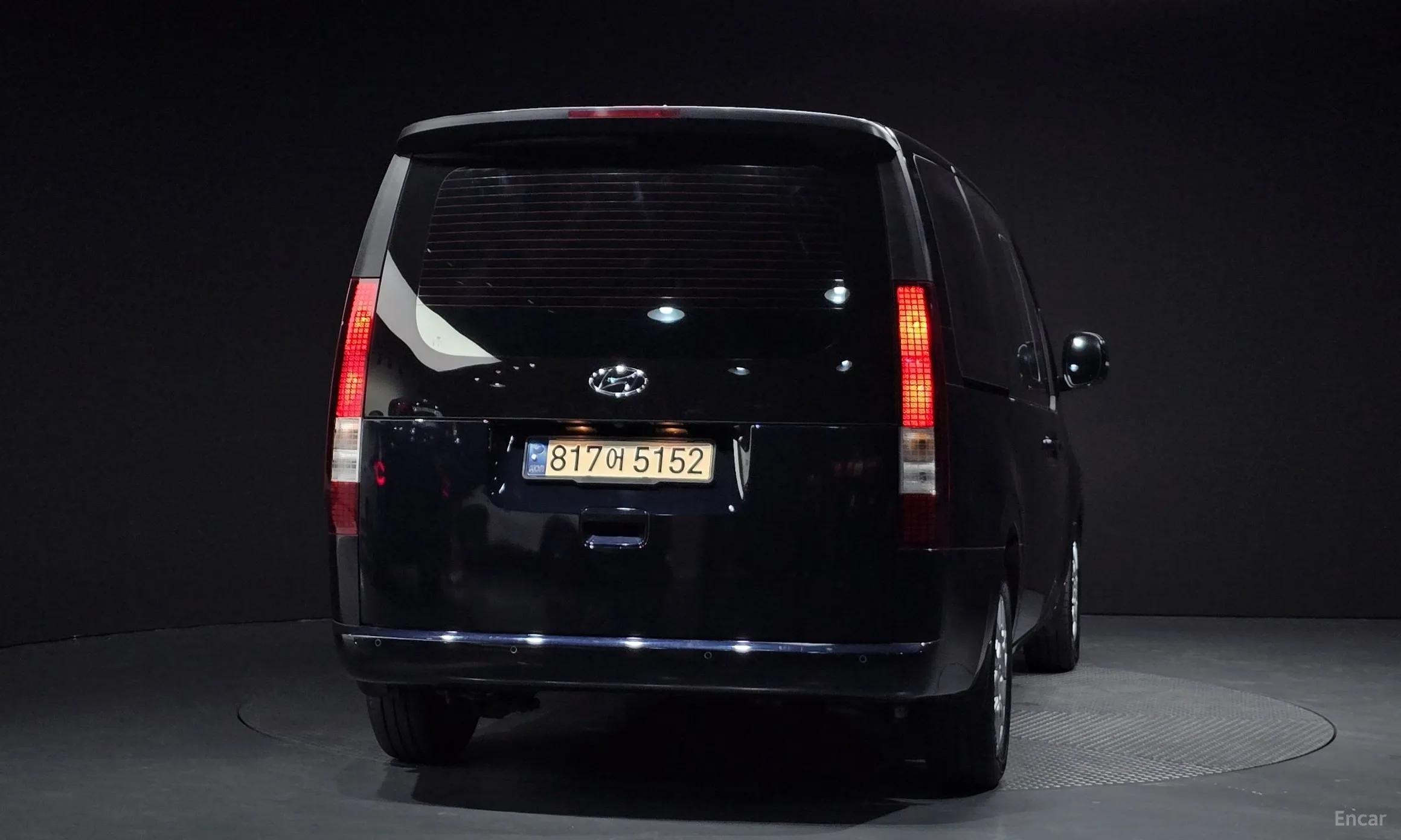 Hyundai Staria превью 3