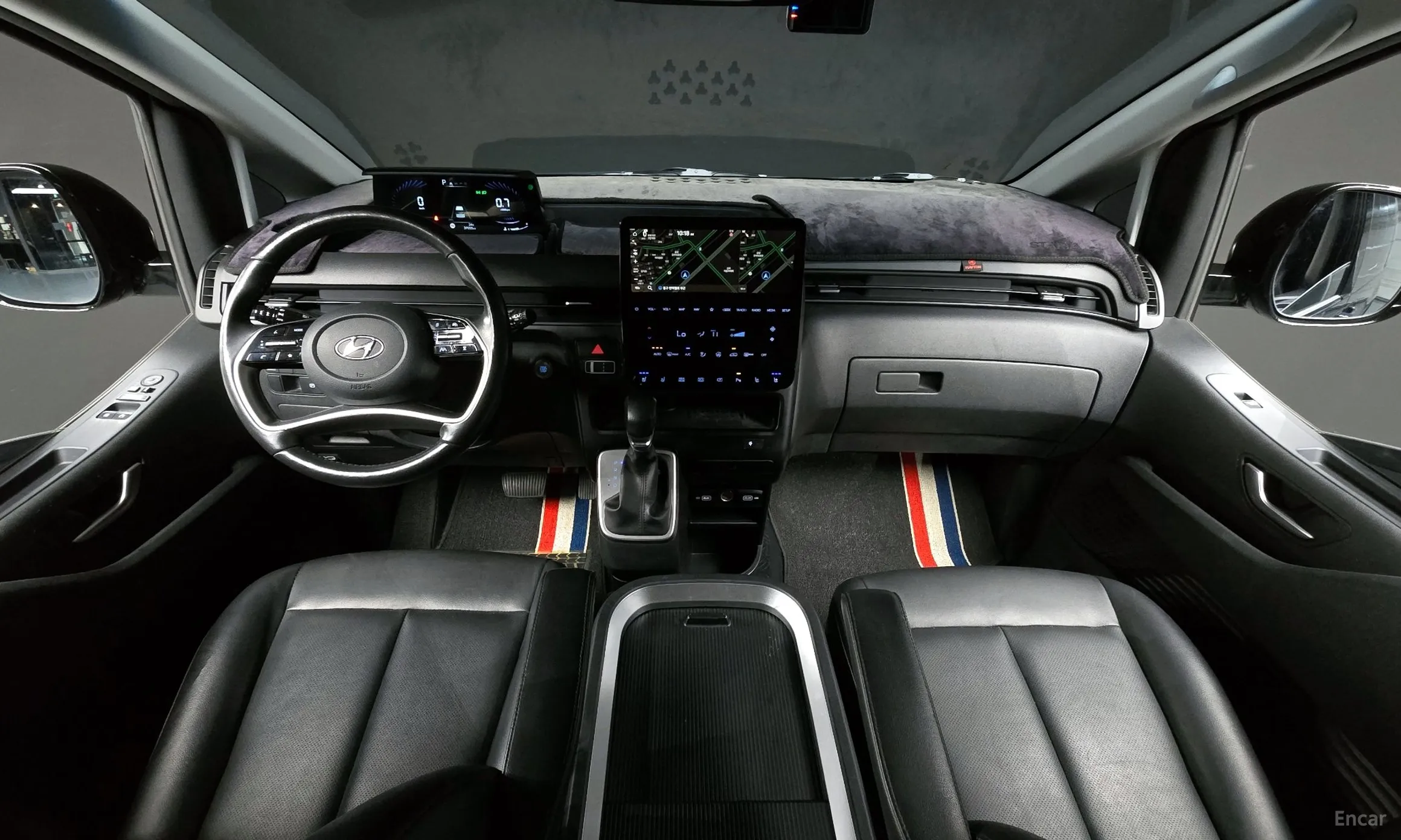 Hyundai Staria превью 4