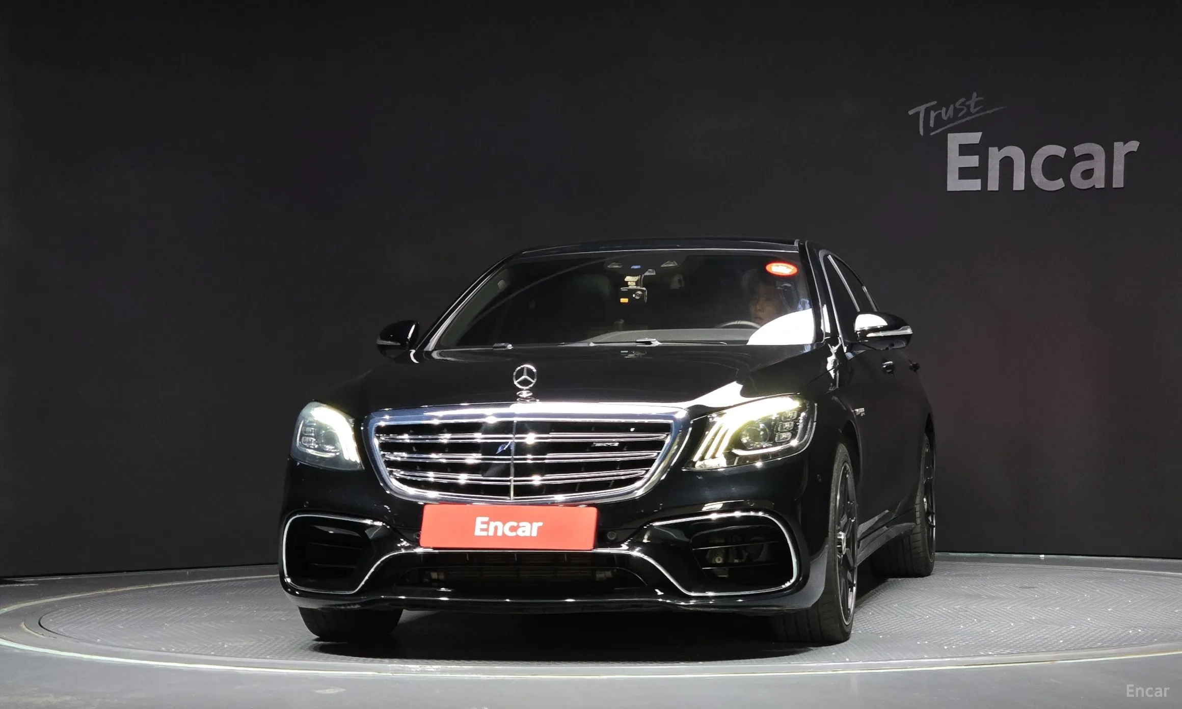 Mercedes Benz S-Class W222