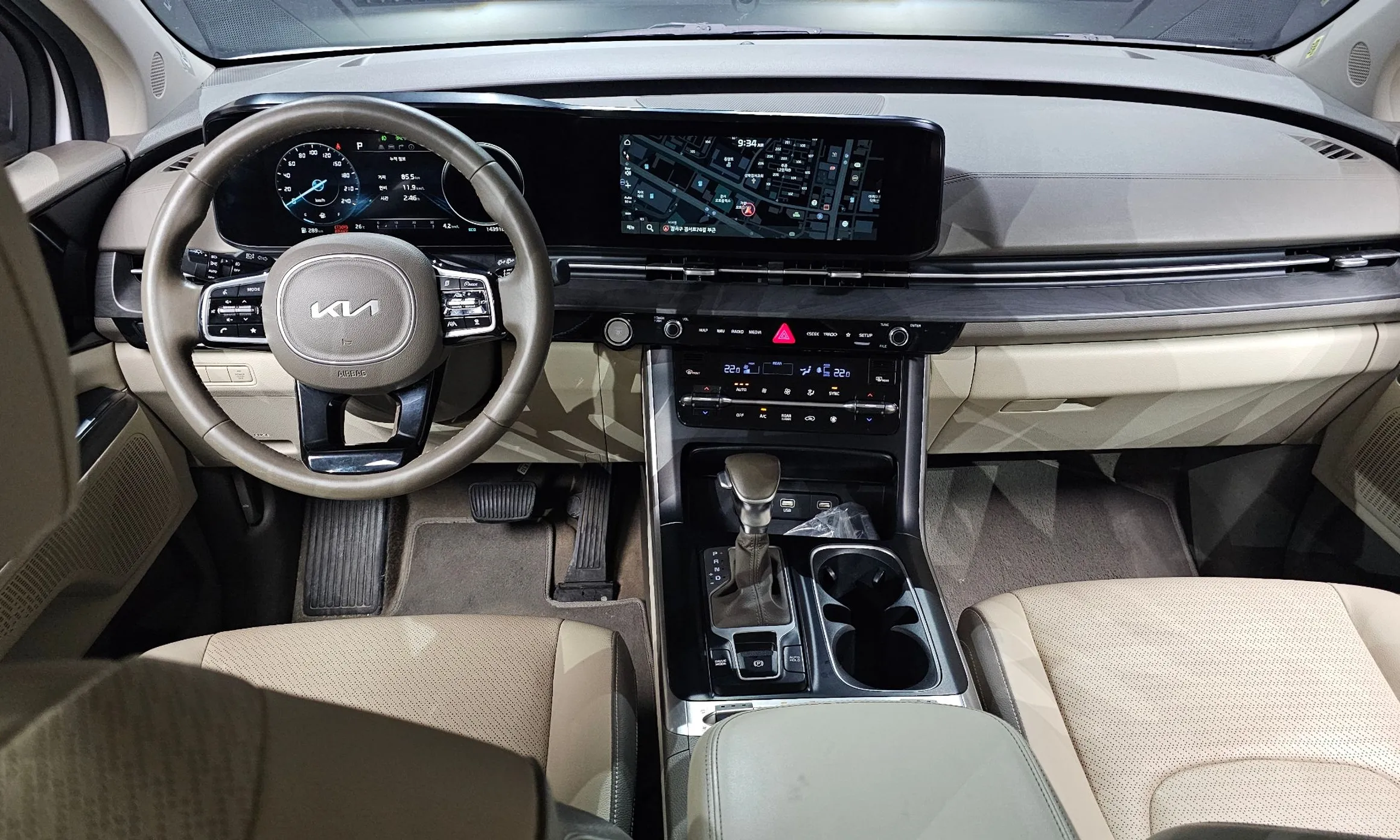 Kia Carnival Gen 4 превью 4