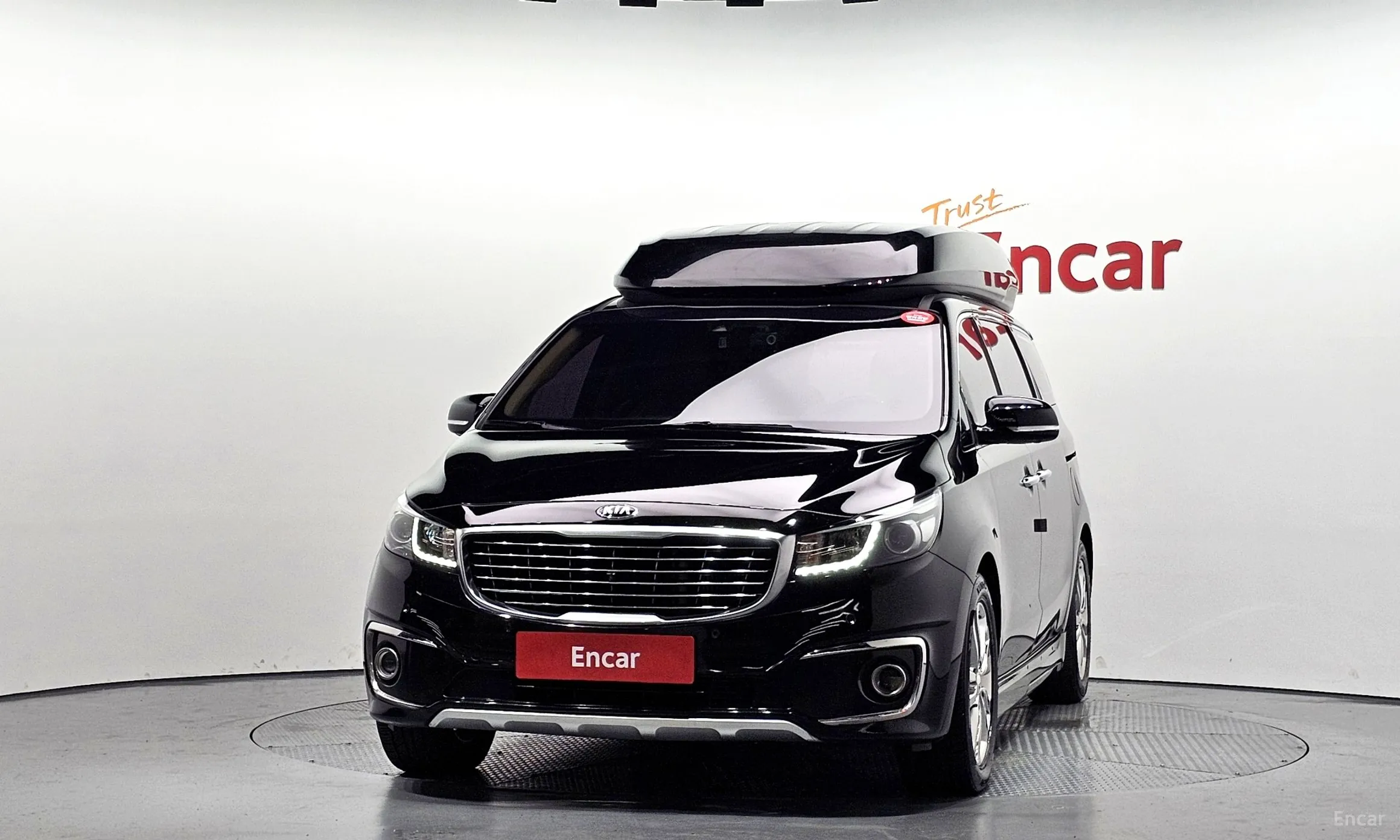 Kia Carnival превью 2