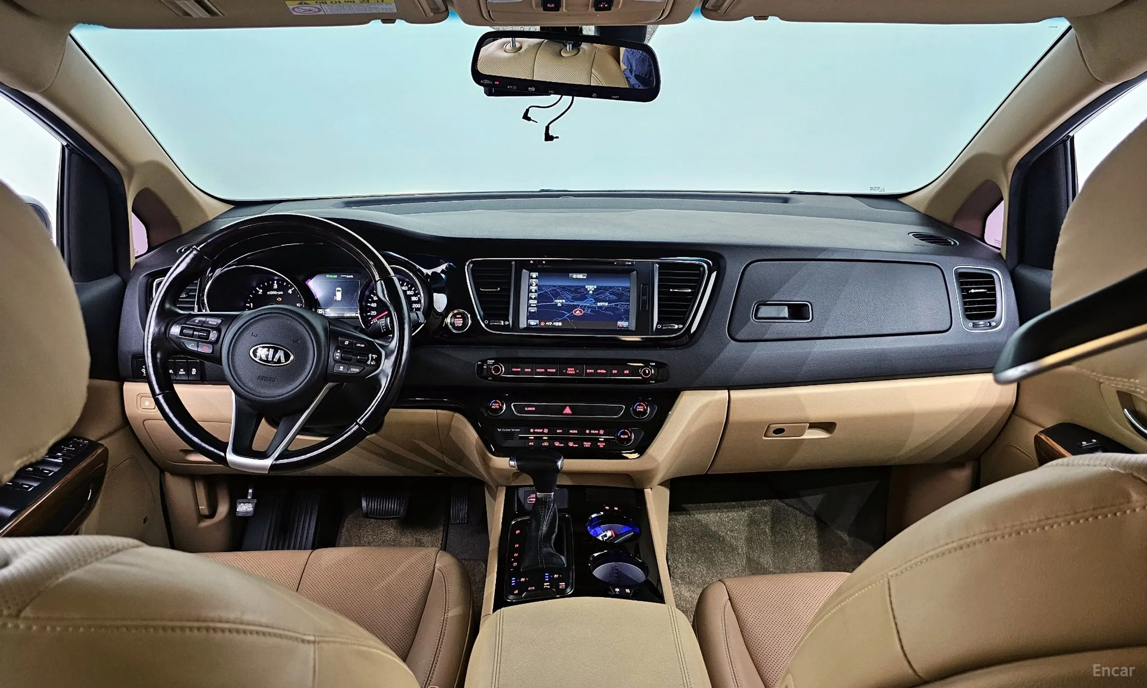 Kia Carnival превью 4