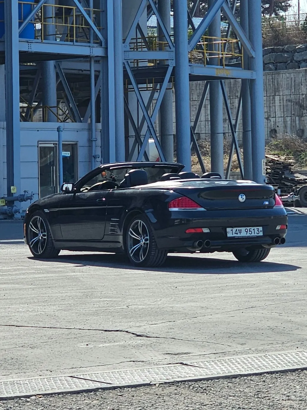 BMW 6 Series (E63) превью 4