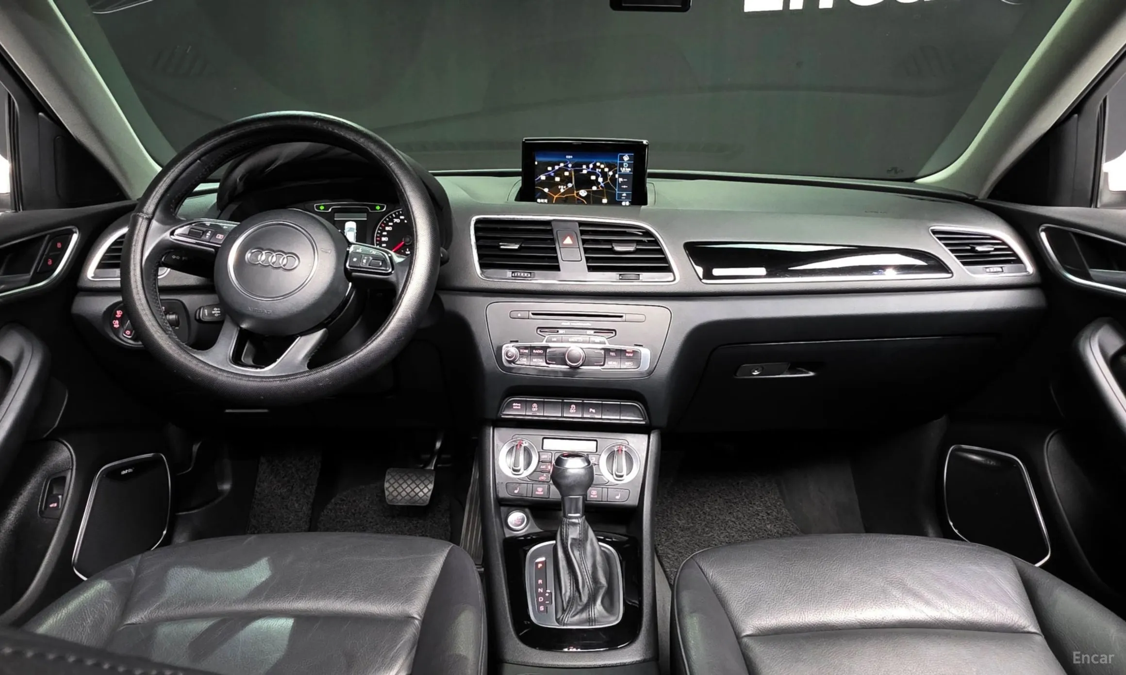 Audi Q3 превью 4
