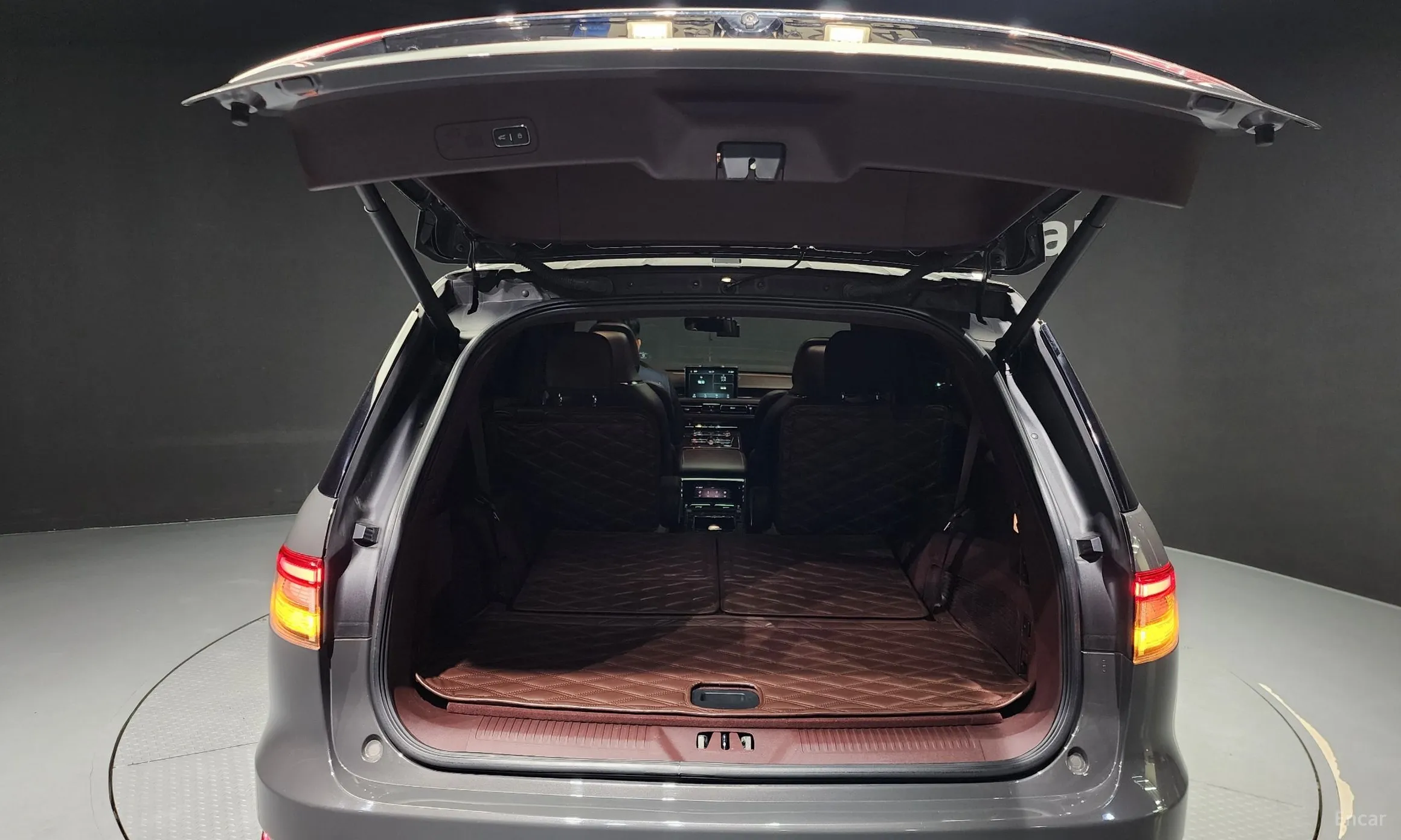 Lincoln Aviator 2nd Generation превью 20