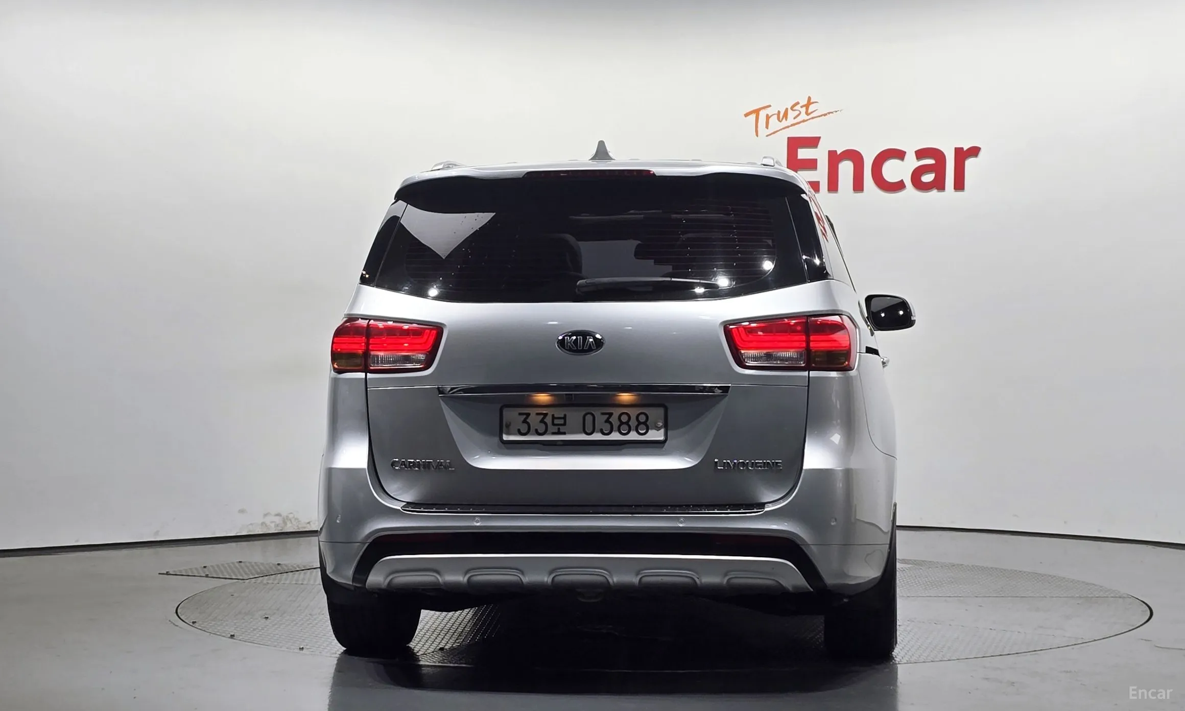 Kia Carnival превью 3