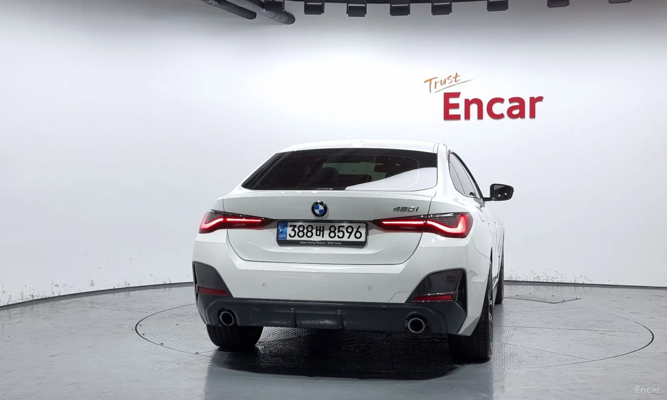 BMW Series 4 (G22) превью 3