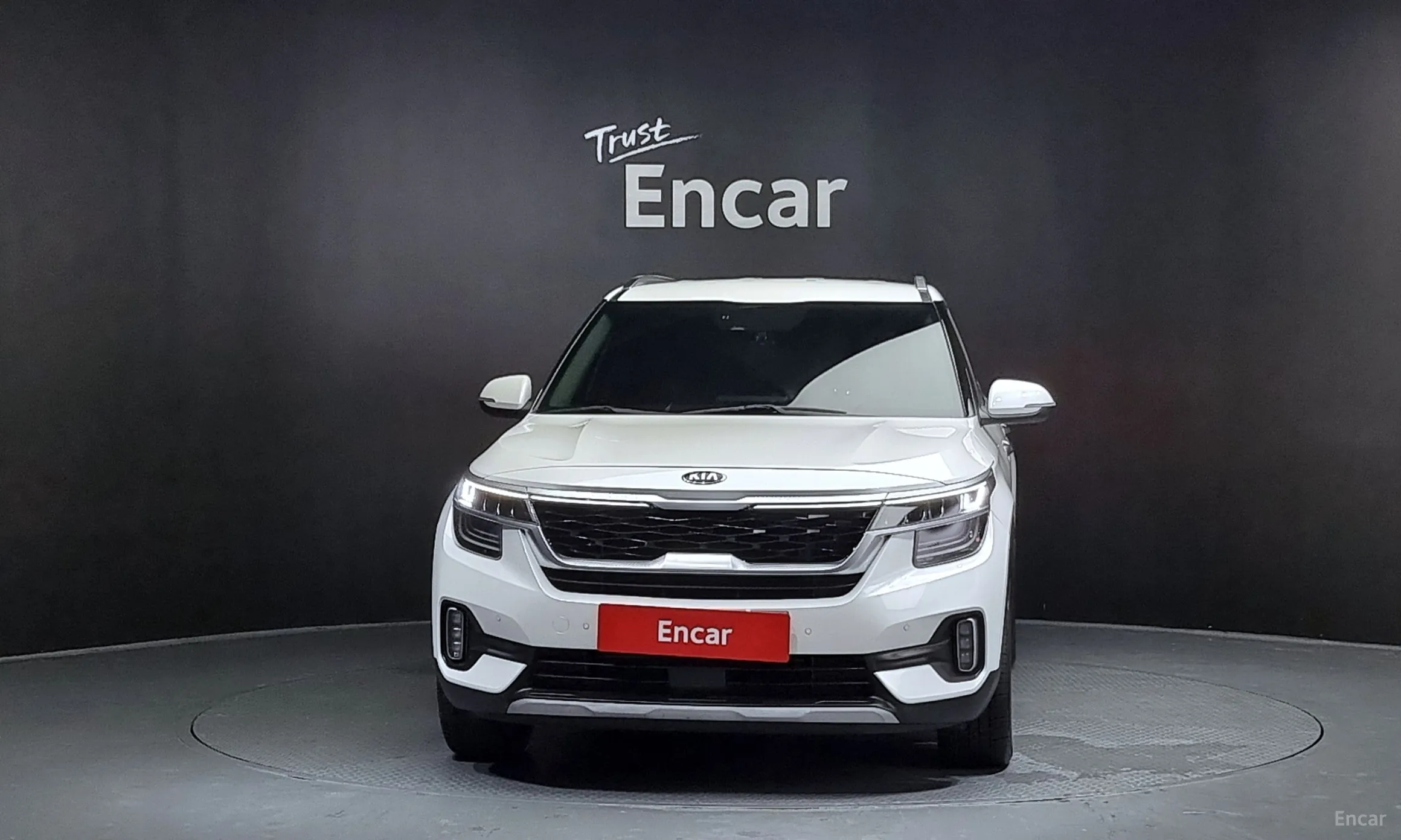 Kia Seltos превью 2