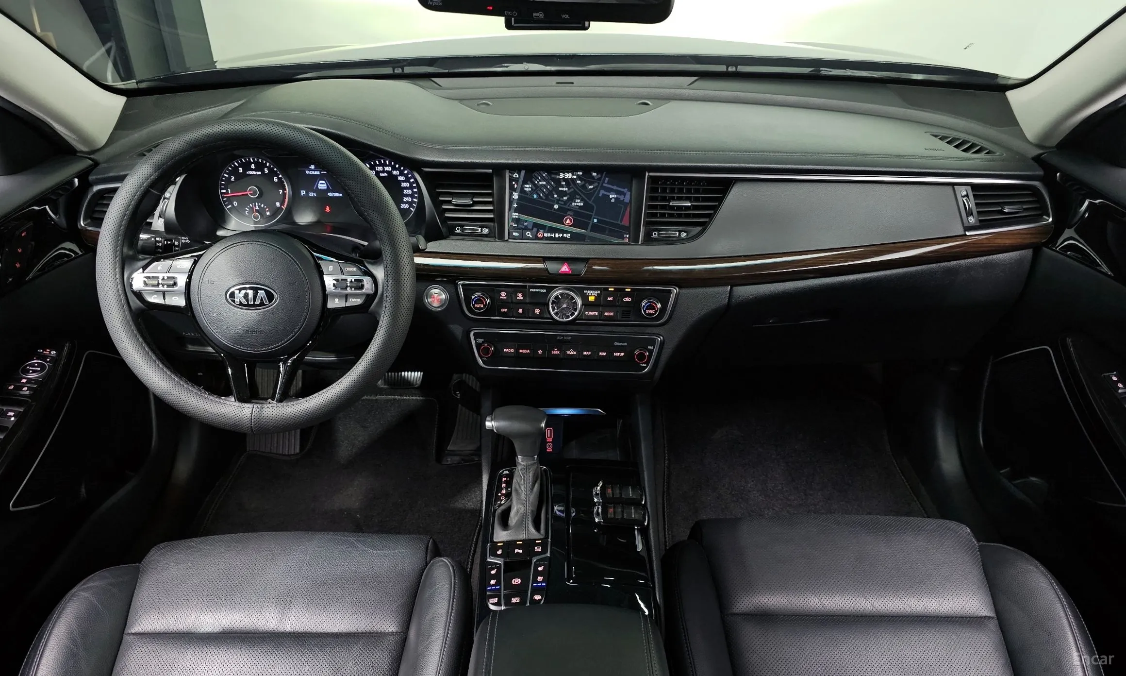 Kia K7 превью 4