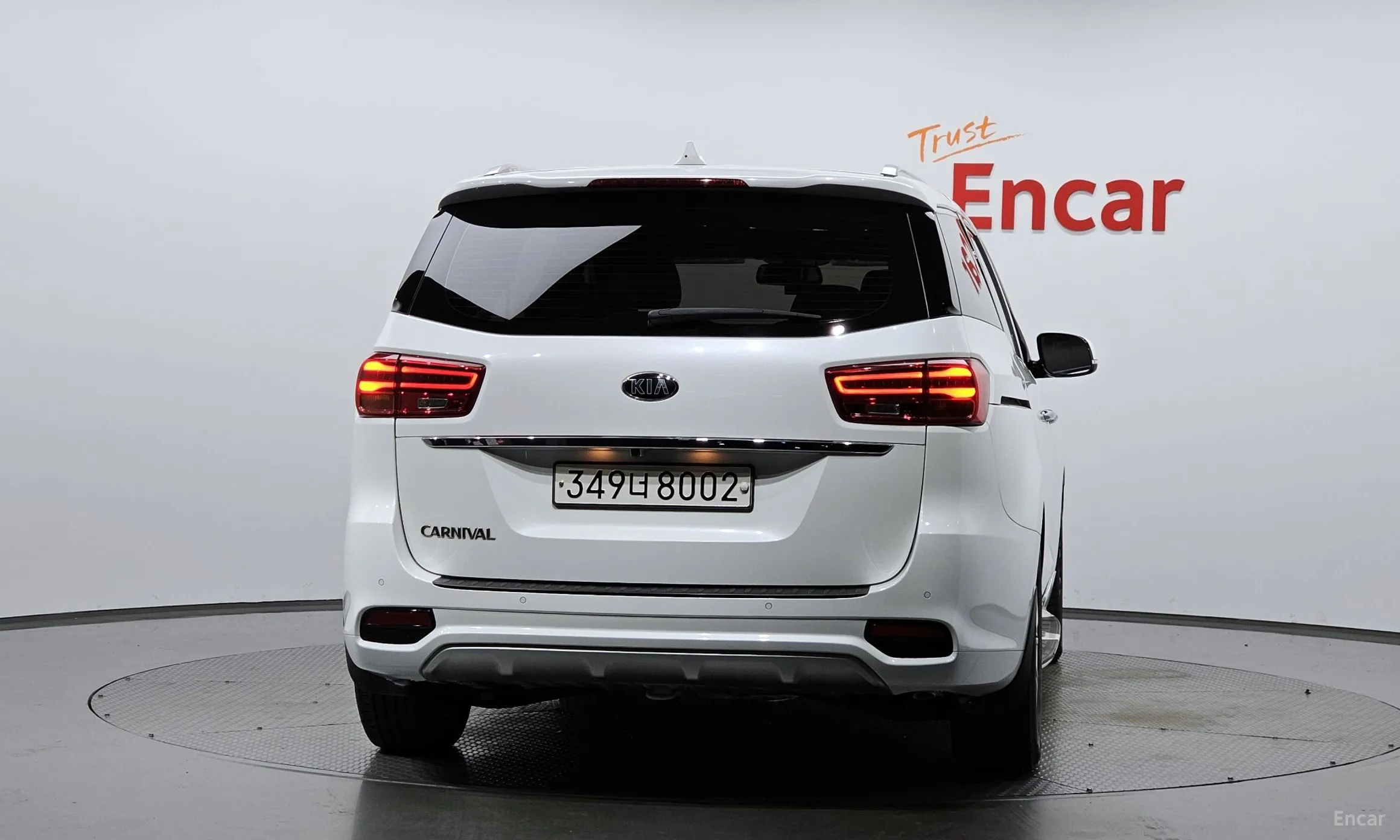 Kia Carnival превью 3
