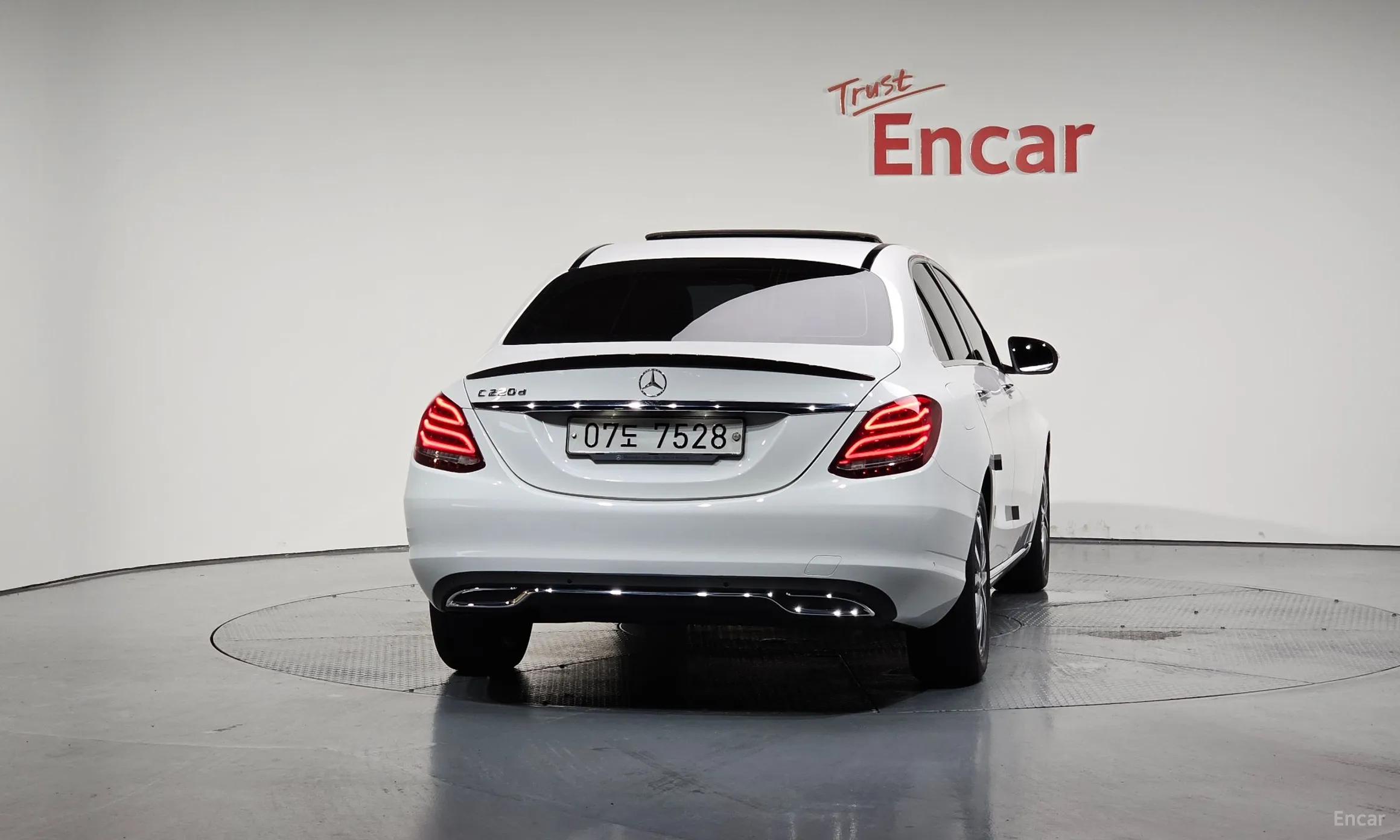 Mercedes Benz C-Class W205 превью 3