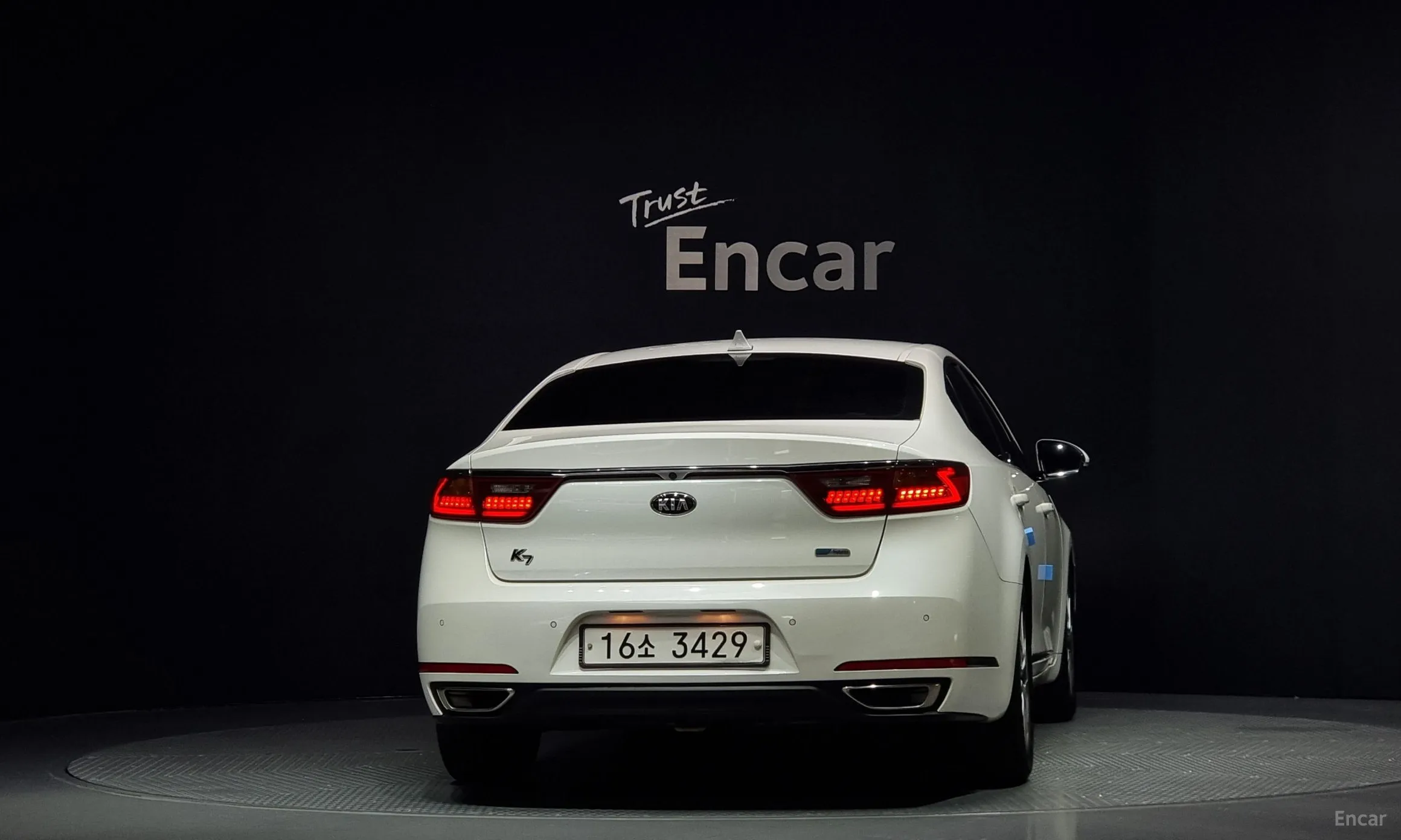 Kia K7 Hybrid превью 3