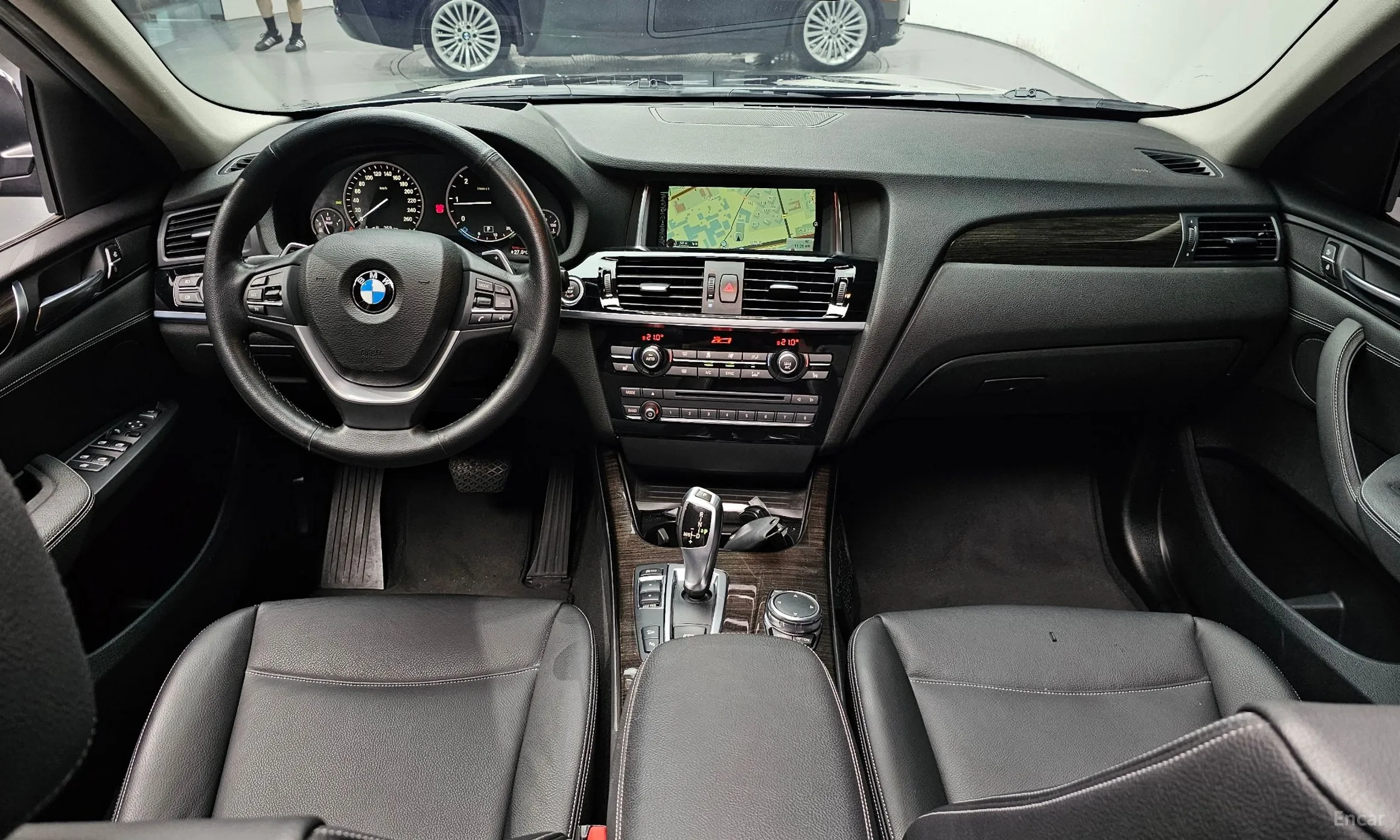 BMW X4 (F26) превью 4