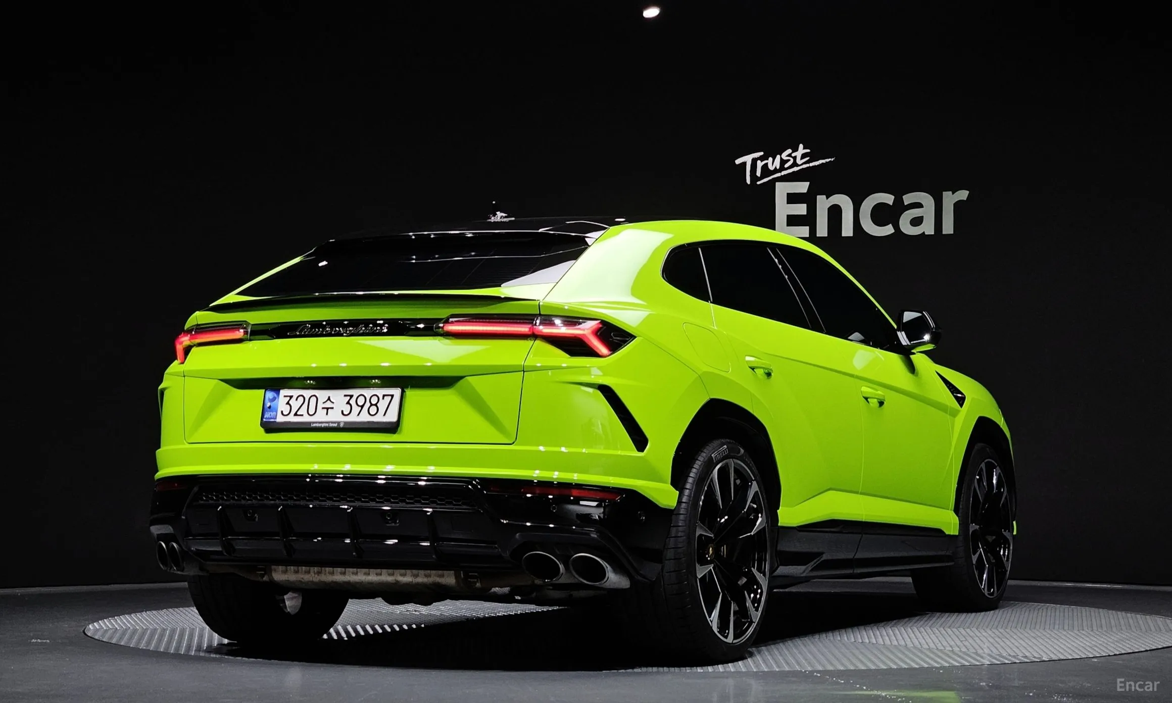 Lamborghini Urus превью 2