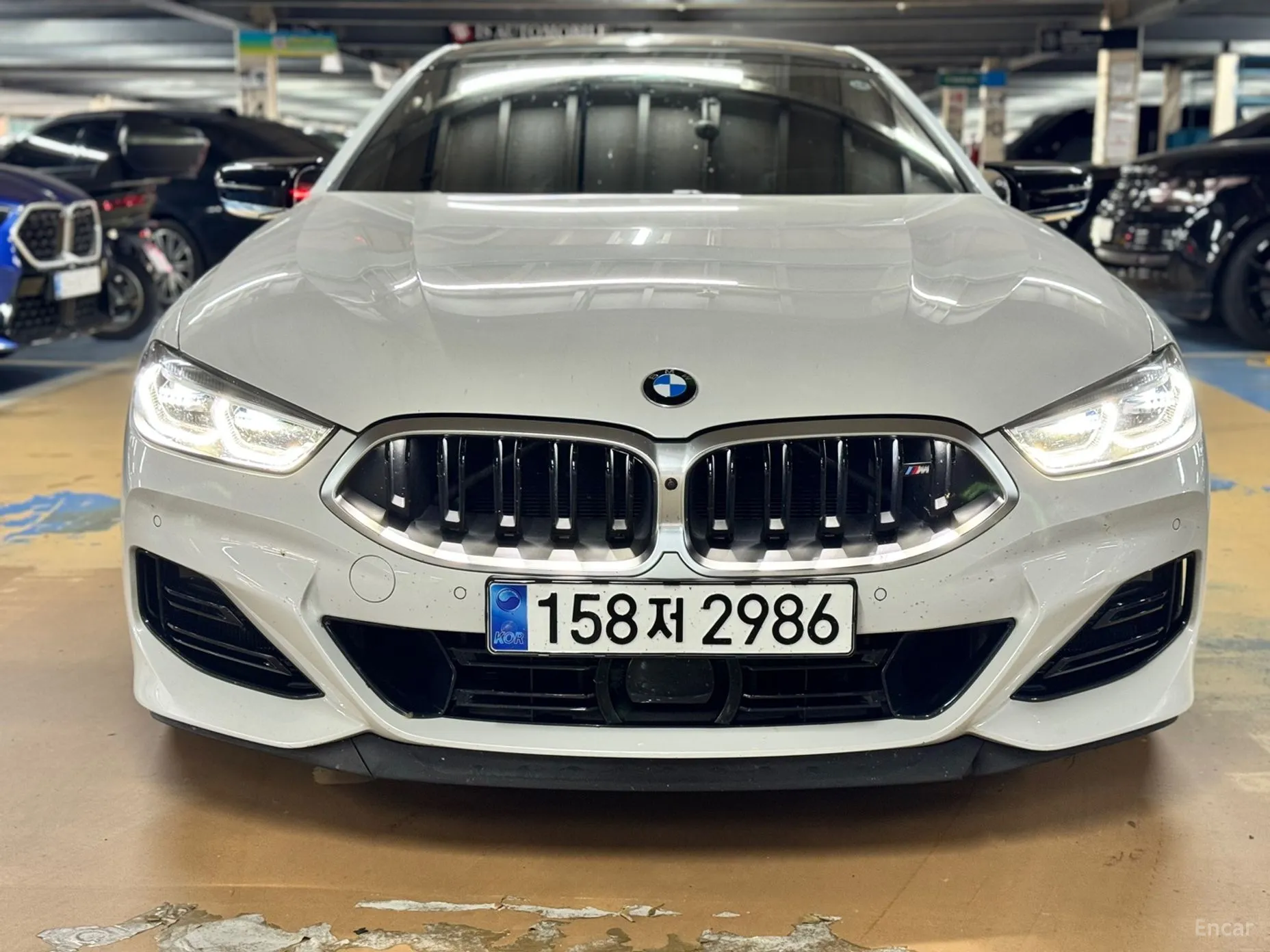 BMW 8-series (G15)